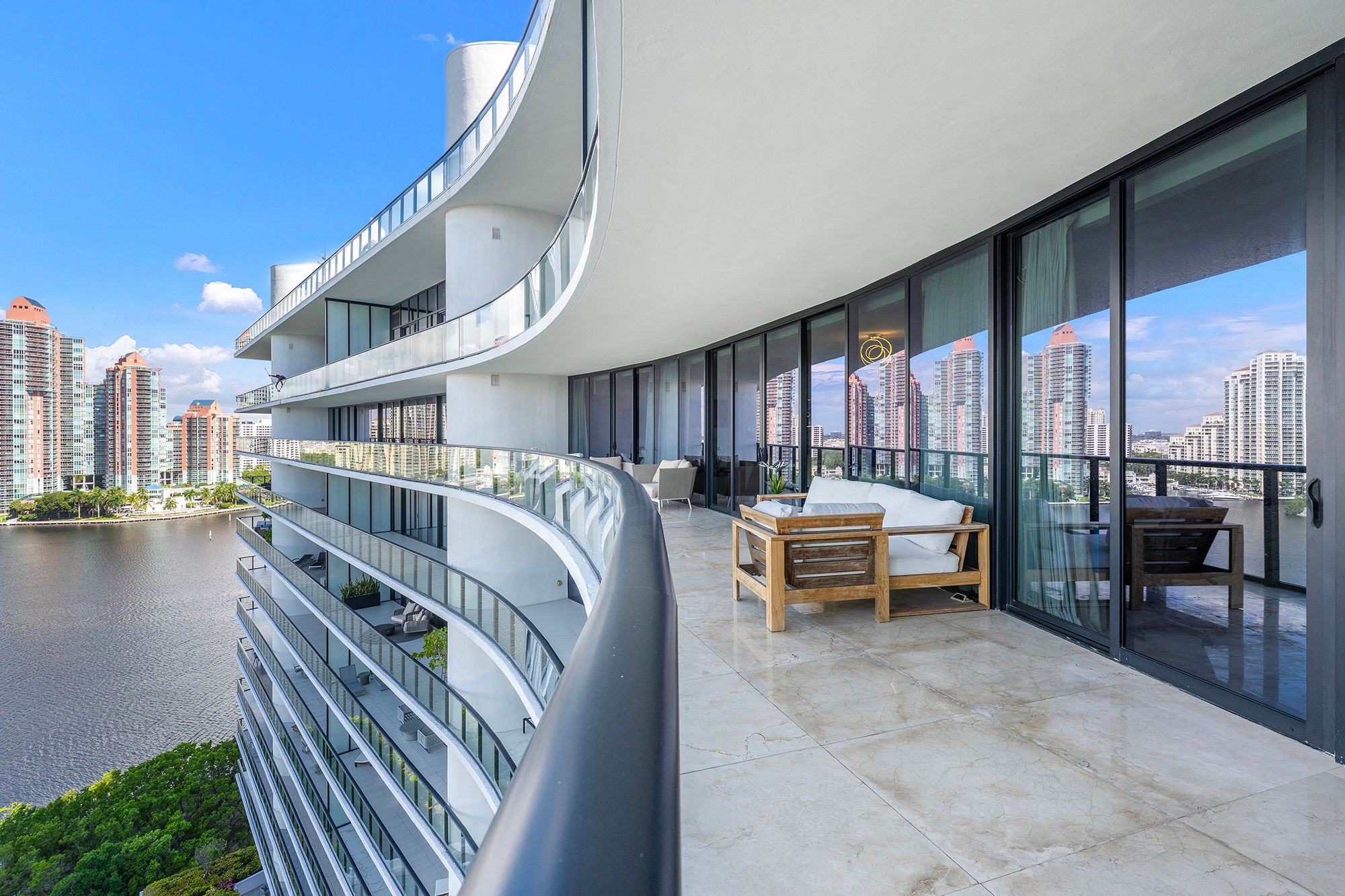  5500 Island Estates Drive, Aventura, FL, 33160 - 物件實景