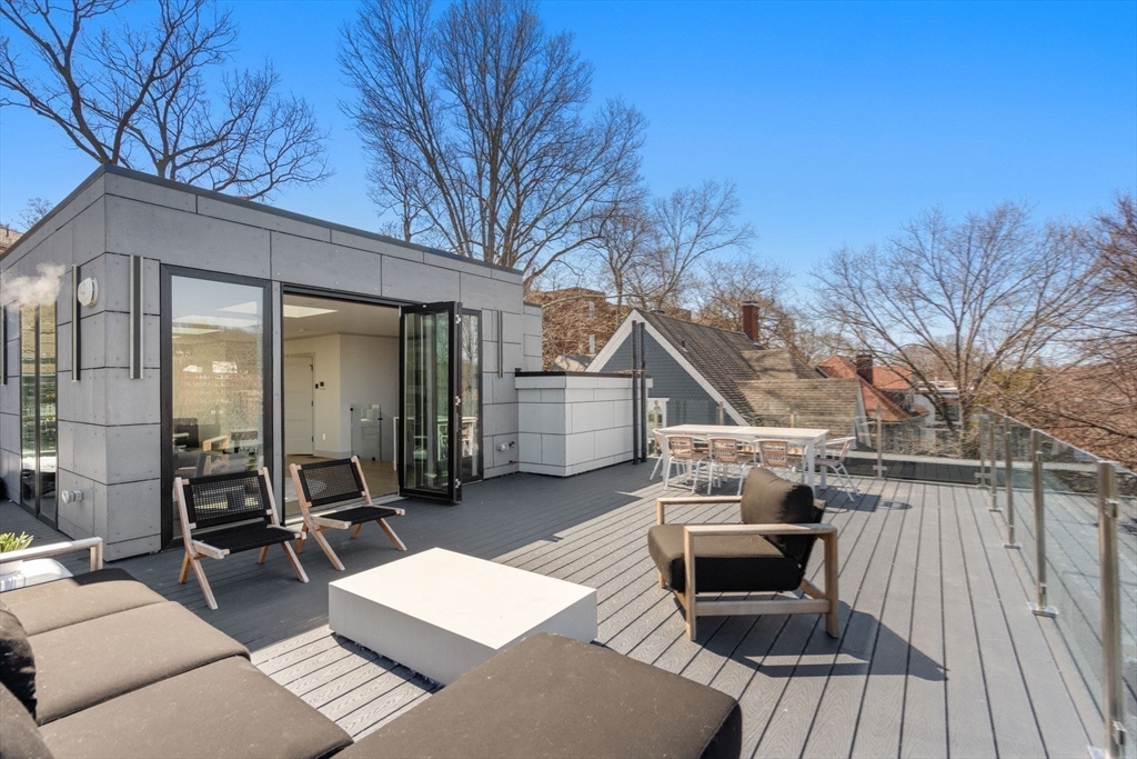 Brookline, Massachusetts, 02445, United States, 4 Bedrooms Bedrooms, ,4 BathroomsBathrooms,Residential,For Sale,1934696