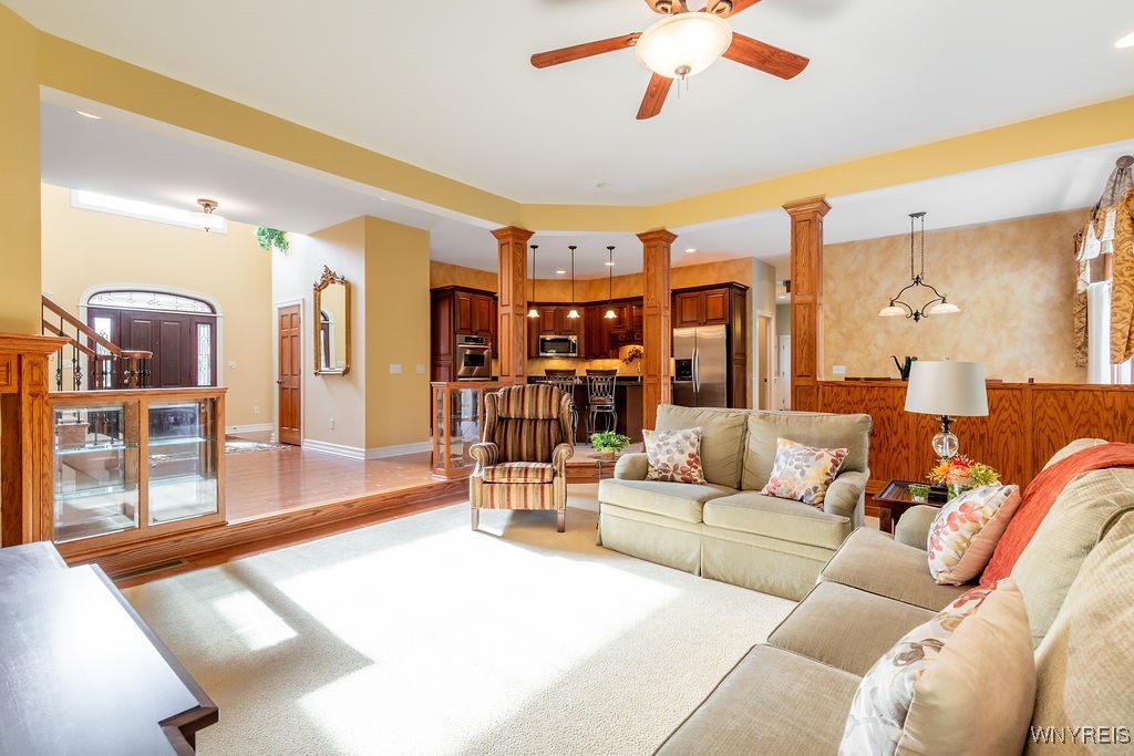 Grand Island, New York, 14072, United States, 4 Bedrooms Bedrooms, ,5 BathroomsBathrooms,Residential,For Sale,1975944