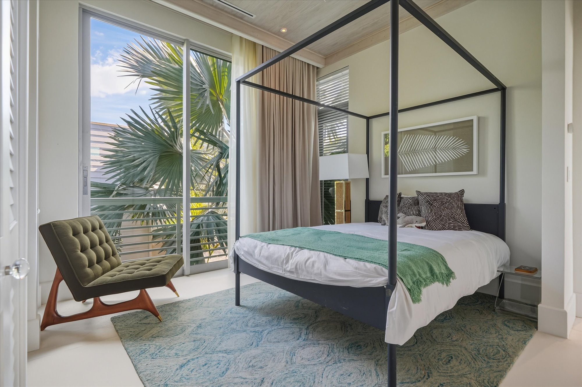  Canal-front Estate - 物件實景