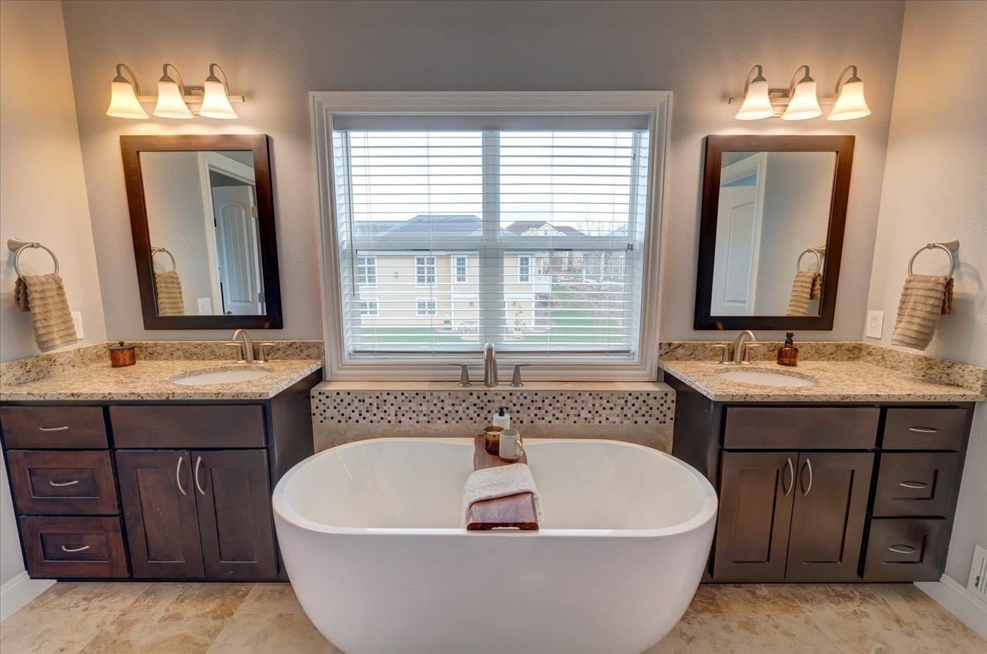 Waunakee, Wisconsin, 53597, United States, 5 Bedrooms Bedrooms, ,5 BathroomsBathrooms,Residential,For Sale,1944842