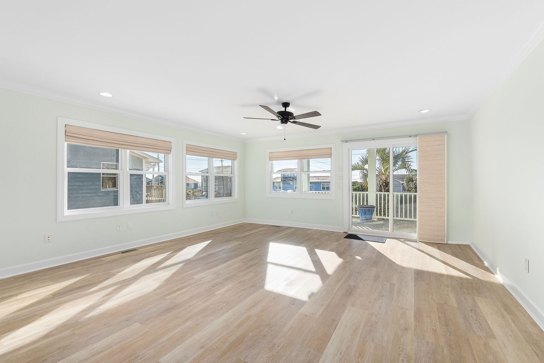  1606 Ocean Drive, Emerald Isle, NC 28594 - 物件實景
