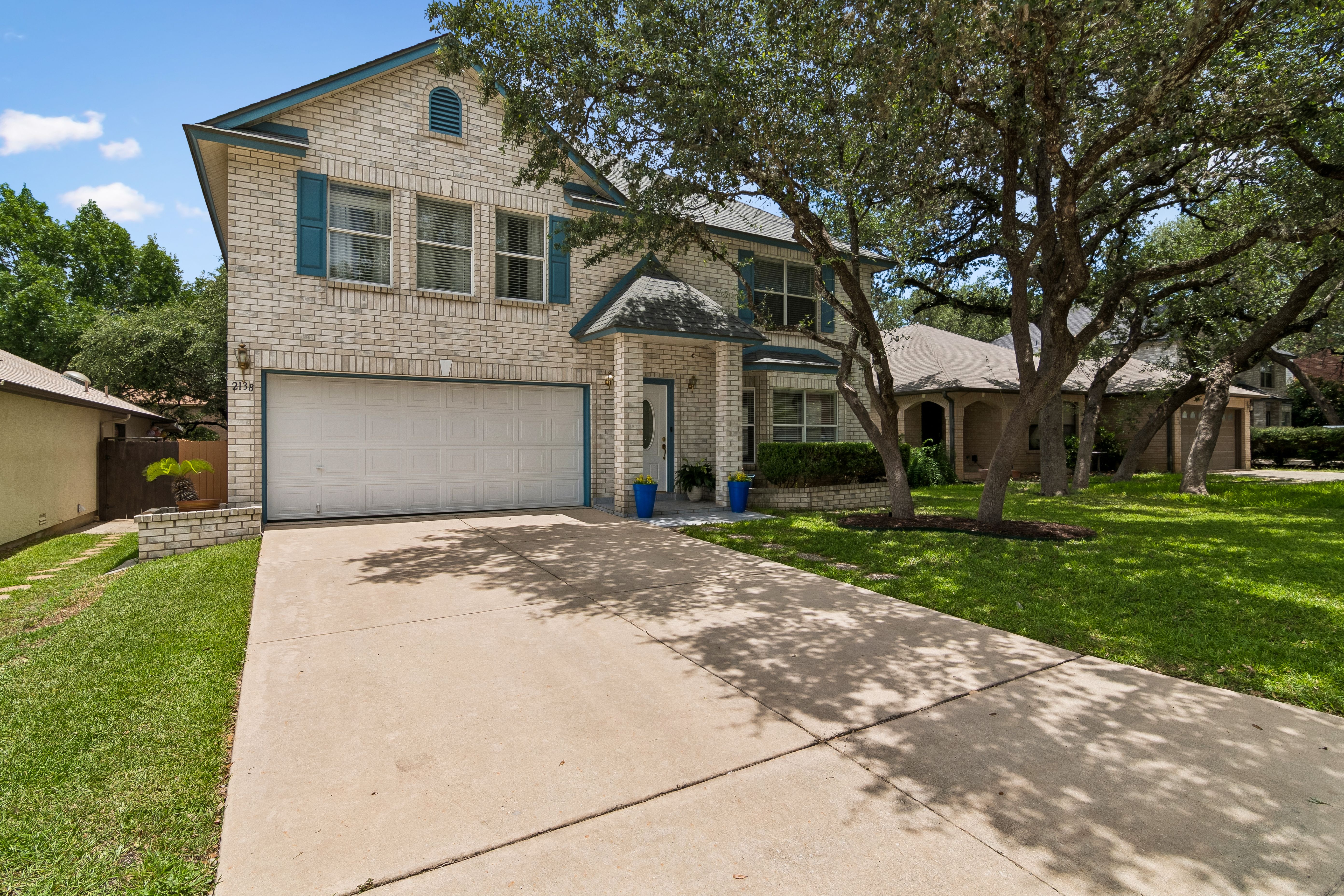  Stylish Two-Story in Huntington Place - 物件實景