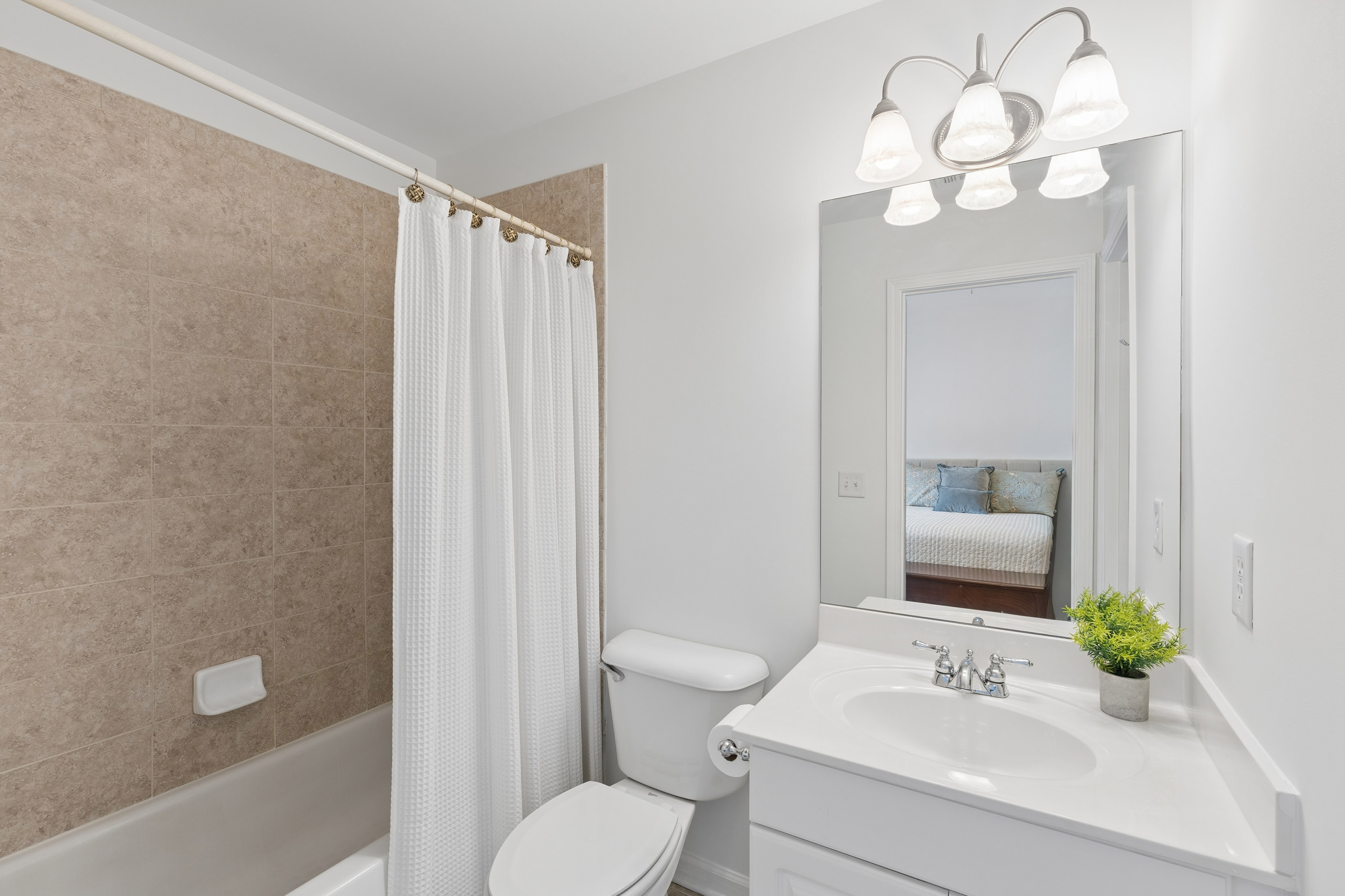  Exquisitely Renovated Home in Riverwood Community - 物件實景