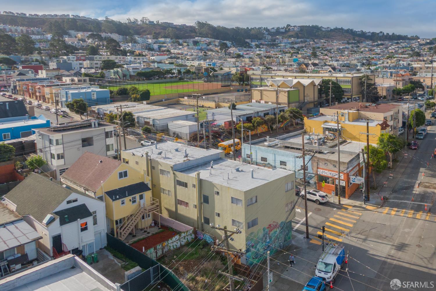 San Francisco, California, 94112, United States, 8 Bedrooms Bedrooms, ,Residential,For Sale,1999108