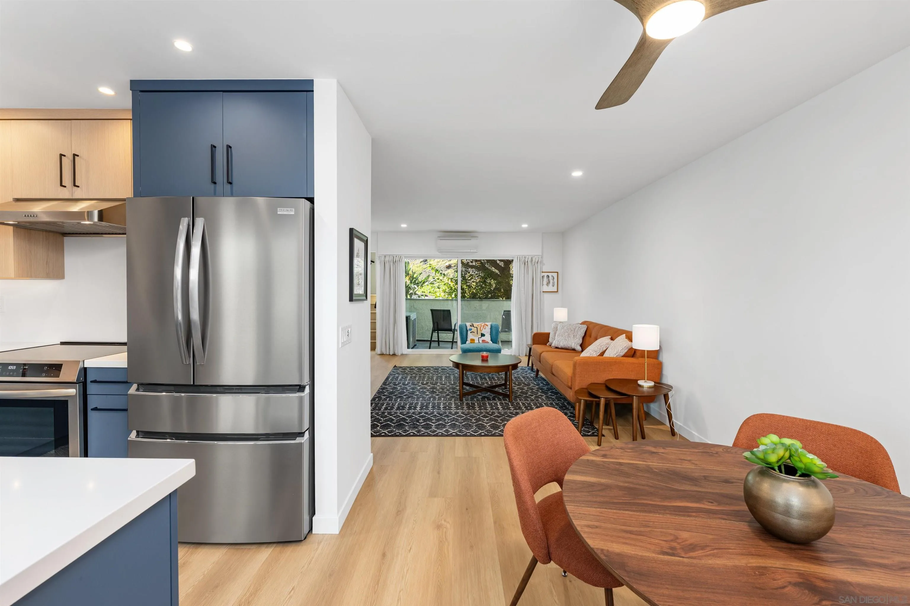 San Diego, California, 92111, United States, 2 Bedrooms Bedrooms, ,3 BathroomsBathrooms,Residential,For Sale,2003271