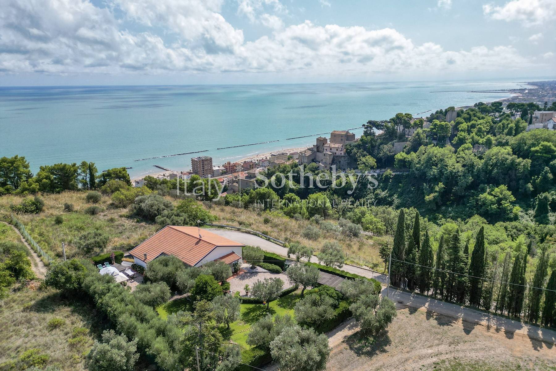  A private retreat above Grottammare’s beaches - 物件實景