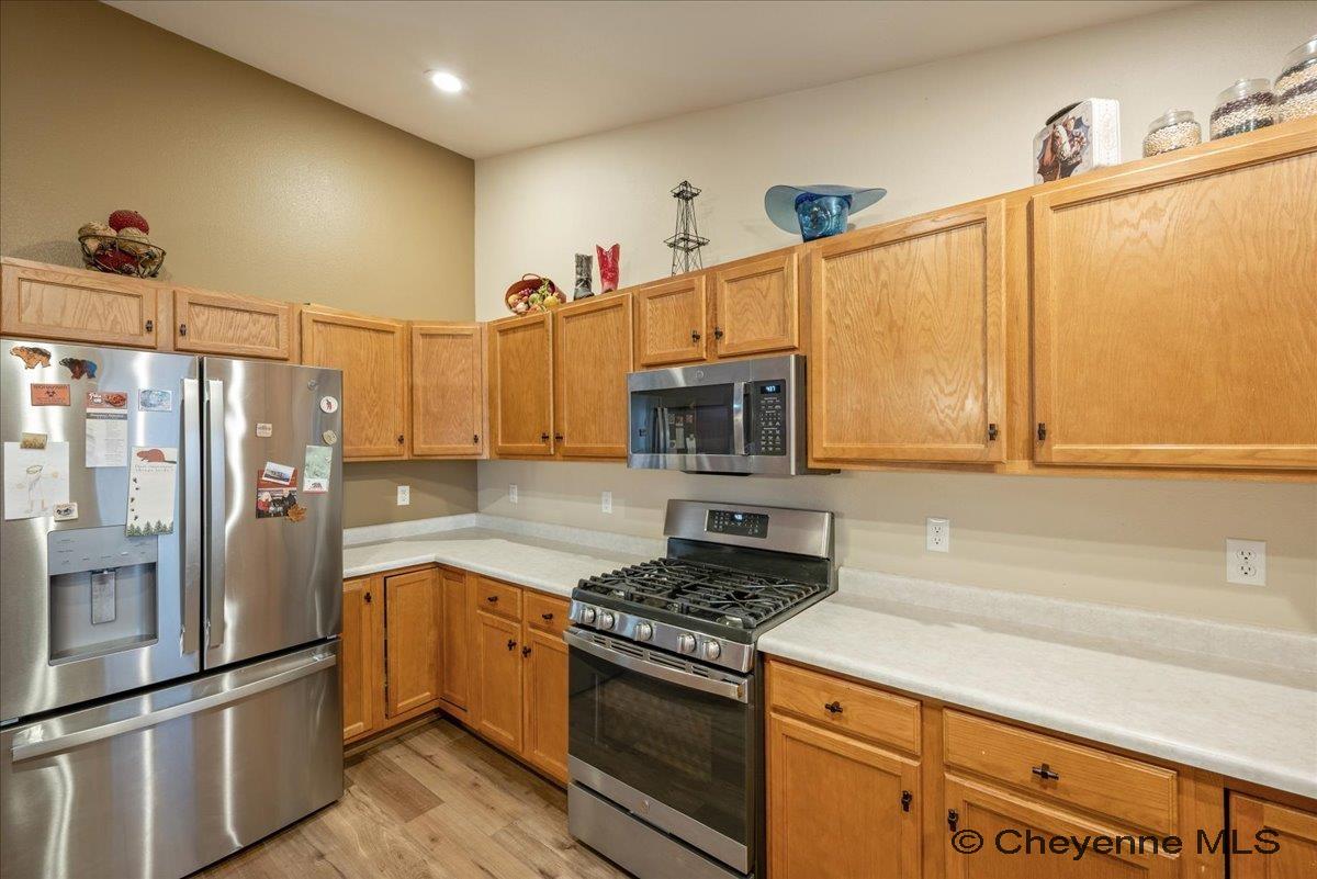 Cheyenne, Wyoming, 82007, United States, 5 Bedrooms Bedrooms, ,3 BathroomsBathrooms,Residential,For Sale,1993548