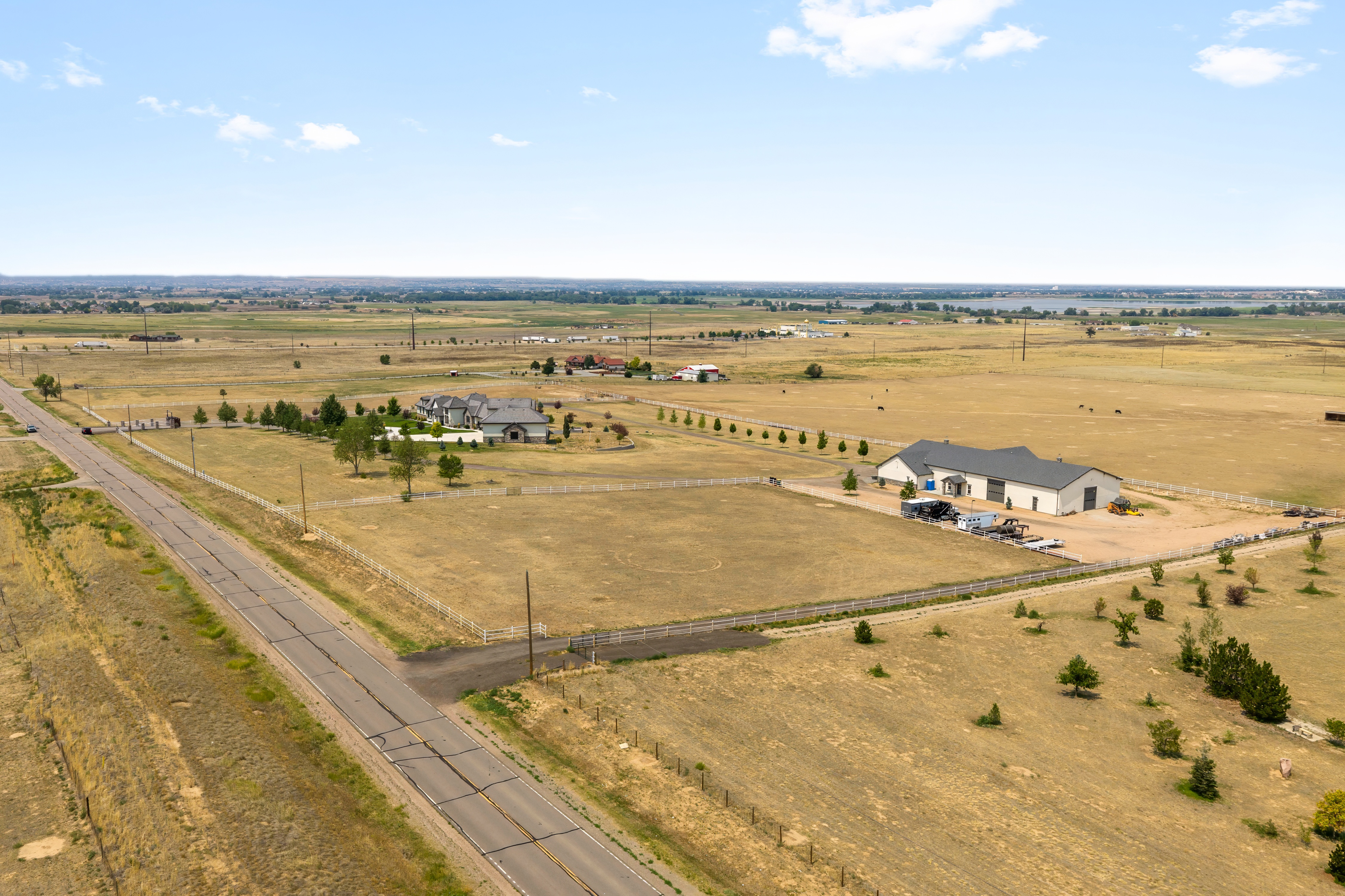  Breathtaking custom estate on 35 agriculturally zoned acres - 物件實景