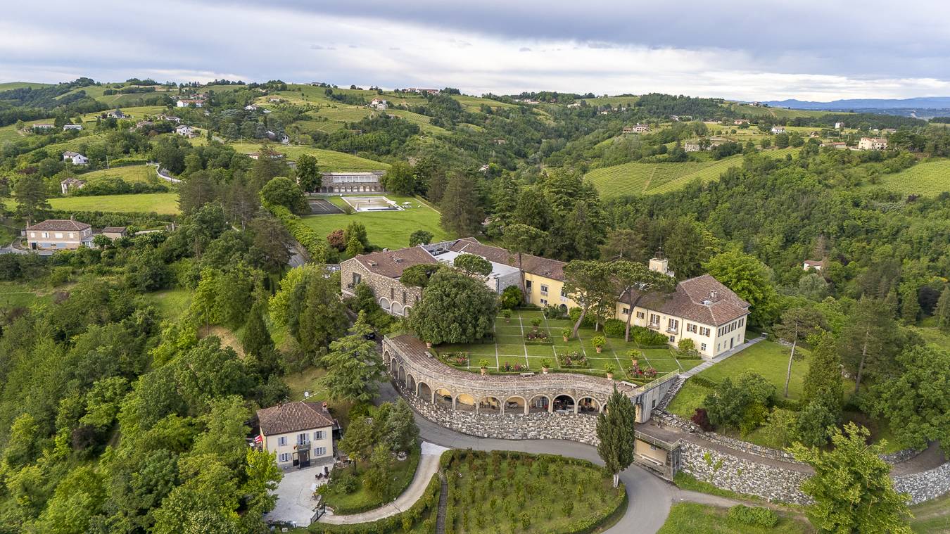 Acqui Terme, Alessandria, 15011, IT, 8 Bedrooms Bedrooms, ,12 BathroomsBathrooms,Residential,For Sale,1876456