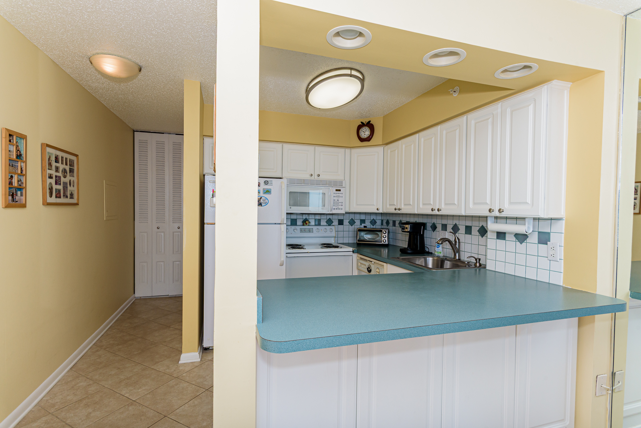 Ocean City, Maryland, 21842, United States, 3 Bedrooms Bedrooms, ,2 BathroomsBathrooms,Residential,For Sale,1929100