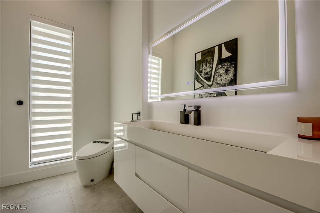 Cape Coral, Florida, 33914, United States, 4 Bedrooms Bedrooms, ,5 BathroomsBathrooms,Residential,For Sale,2005195