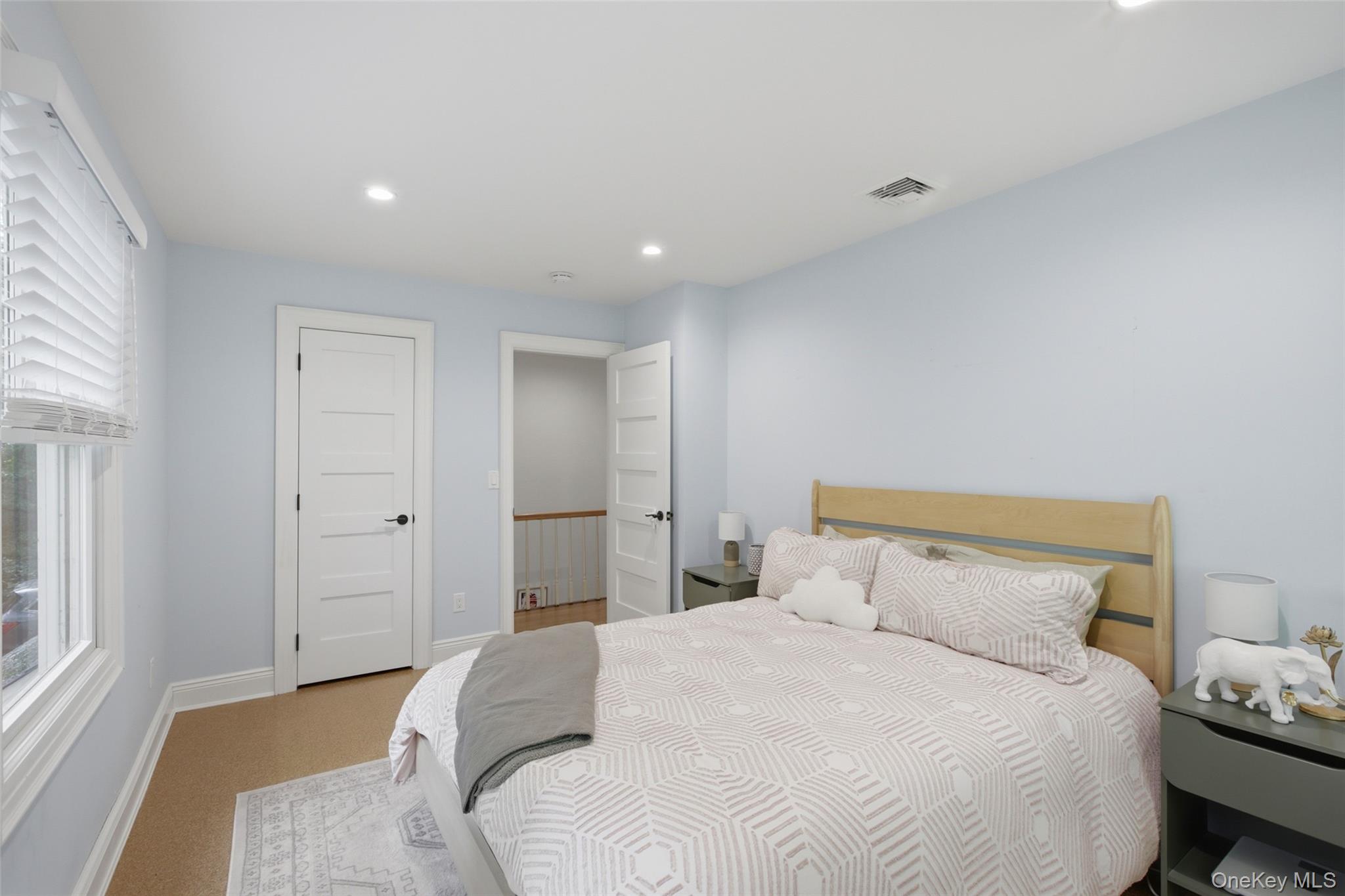  18 W Meadow Road, Setauket, NY, 11733 - 物件實景