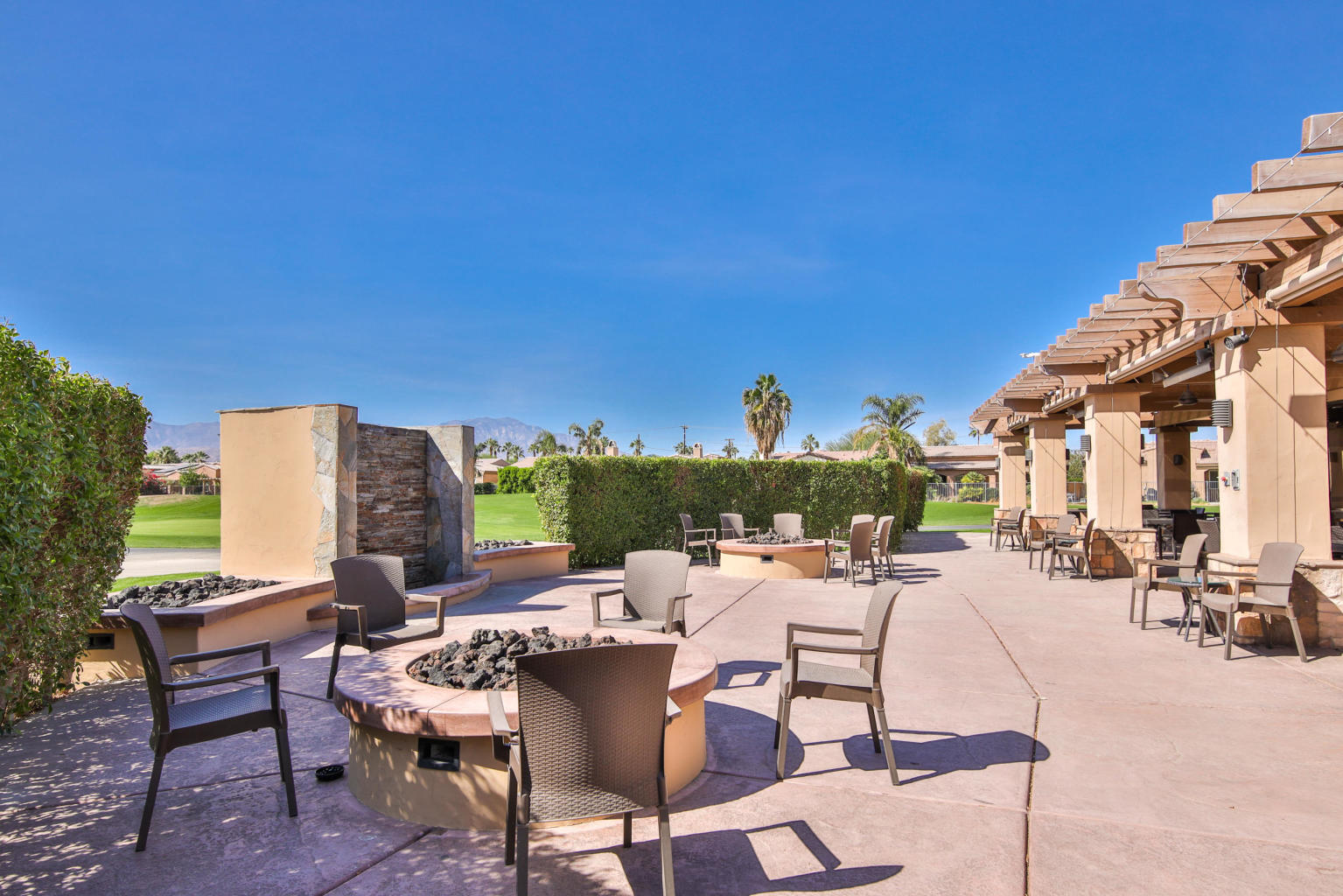 Palm Desert, California, 92211, United States, 2 Bedrooms Bedrooms, ,2 BathroomsBathrooms,Residential,For Sale,1911886