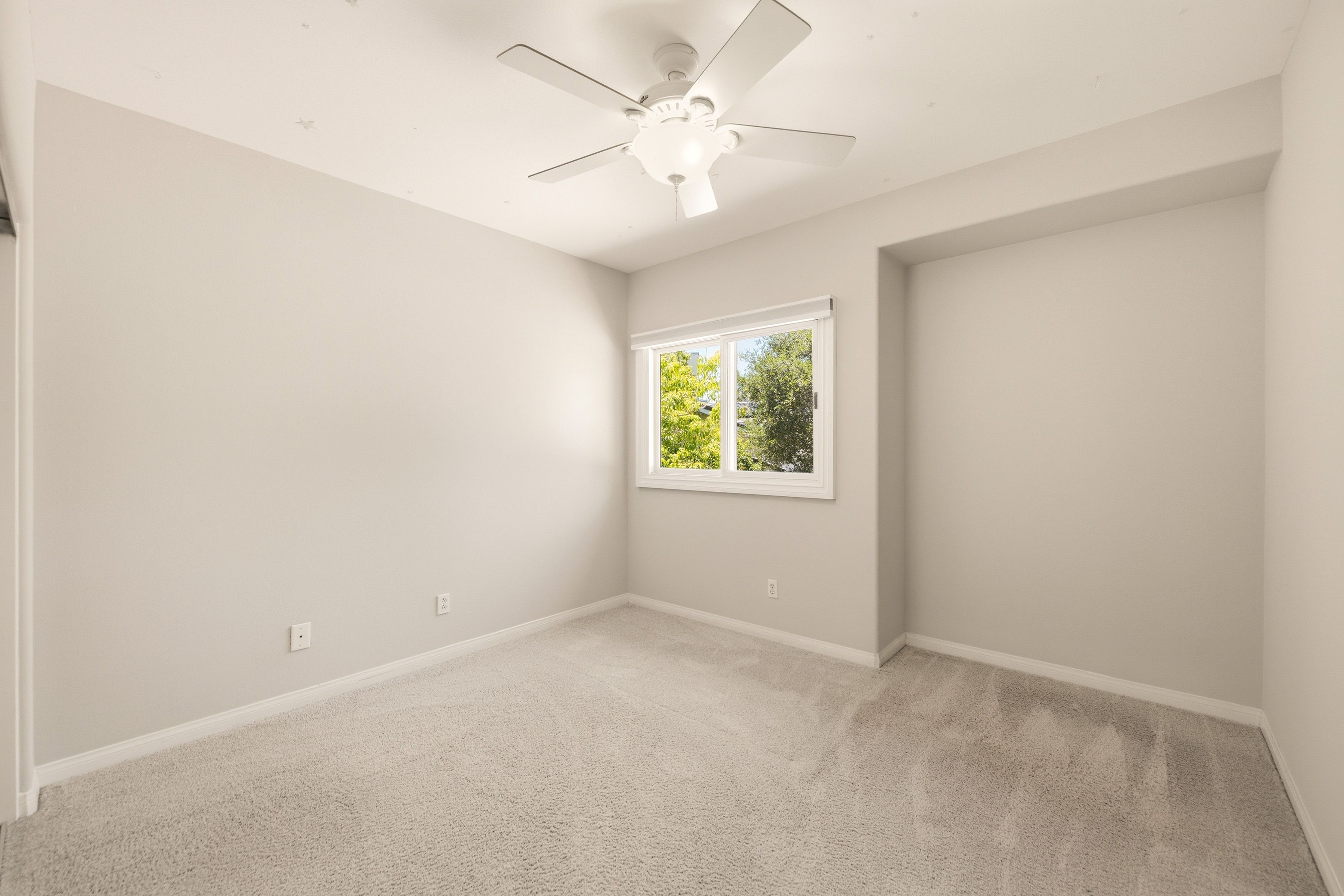  8 Faculty Court, Thousand Oaks - 物件實景