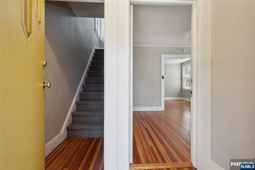 Bloomfield, New Jersey, 07003, United States, 4 Bedrooms Bedrooms, ,2 BathroomsBathrooms,Residential,For Sale,1897617