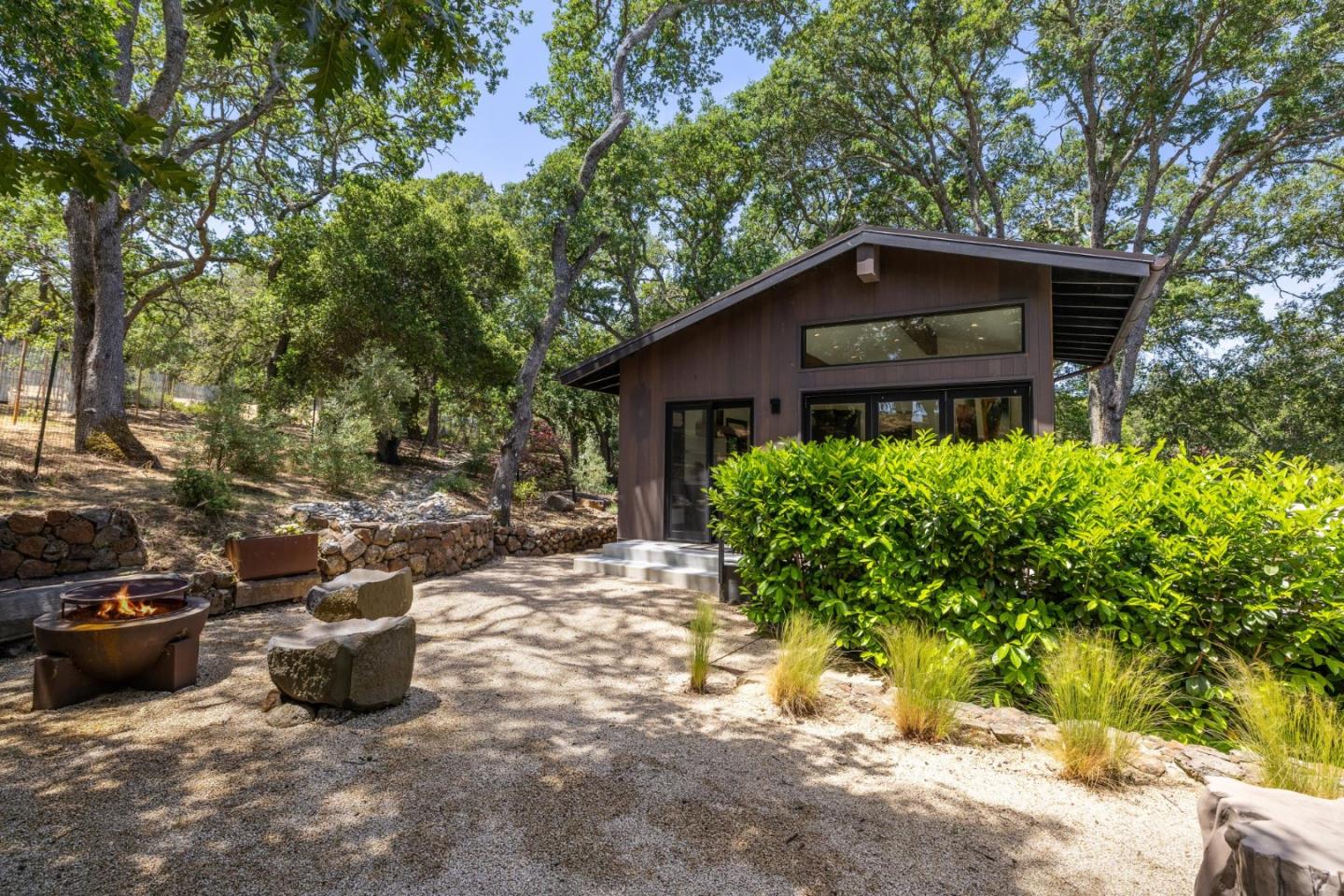 Portola Valley, California, 94028, United States, 6 Bedrooms Bedrooms, ,6 BathroomsBathrooms,Residential,For Sale,1917996