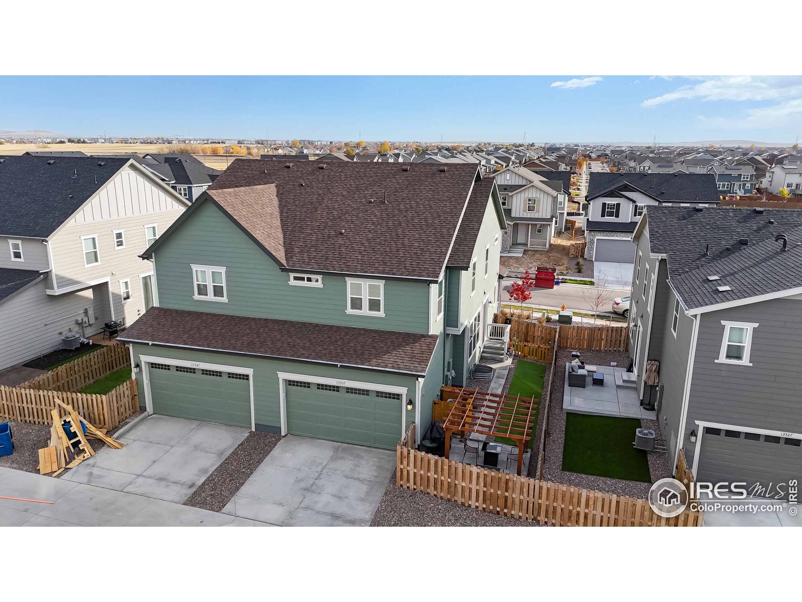 Commerce City, Colorado, 80022, United States, 3 Bedrooms Bedrooms, ,2 BathroomsBathrooms,Residential,For Sale,1987529