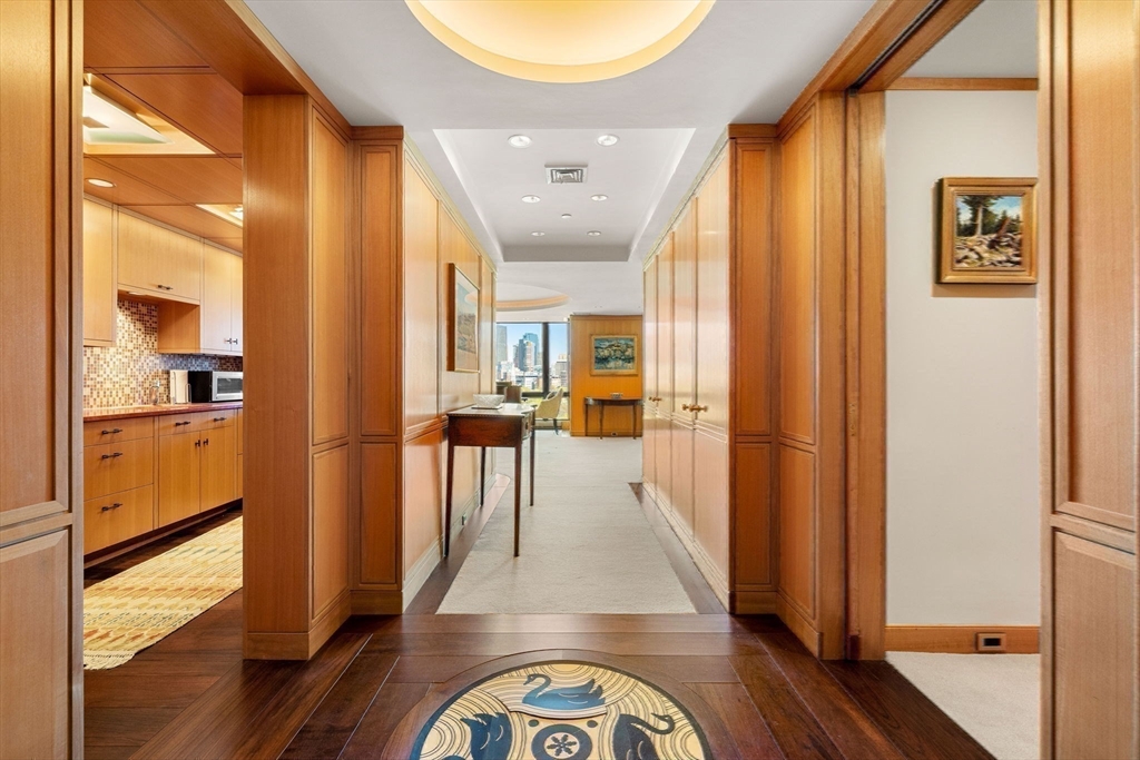 Boston, Massachusetts, 02116, United States, 1 Bedroom Bedrooms, ,2 BathroomsBathrooms,Residential,For Sale,1787577