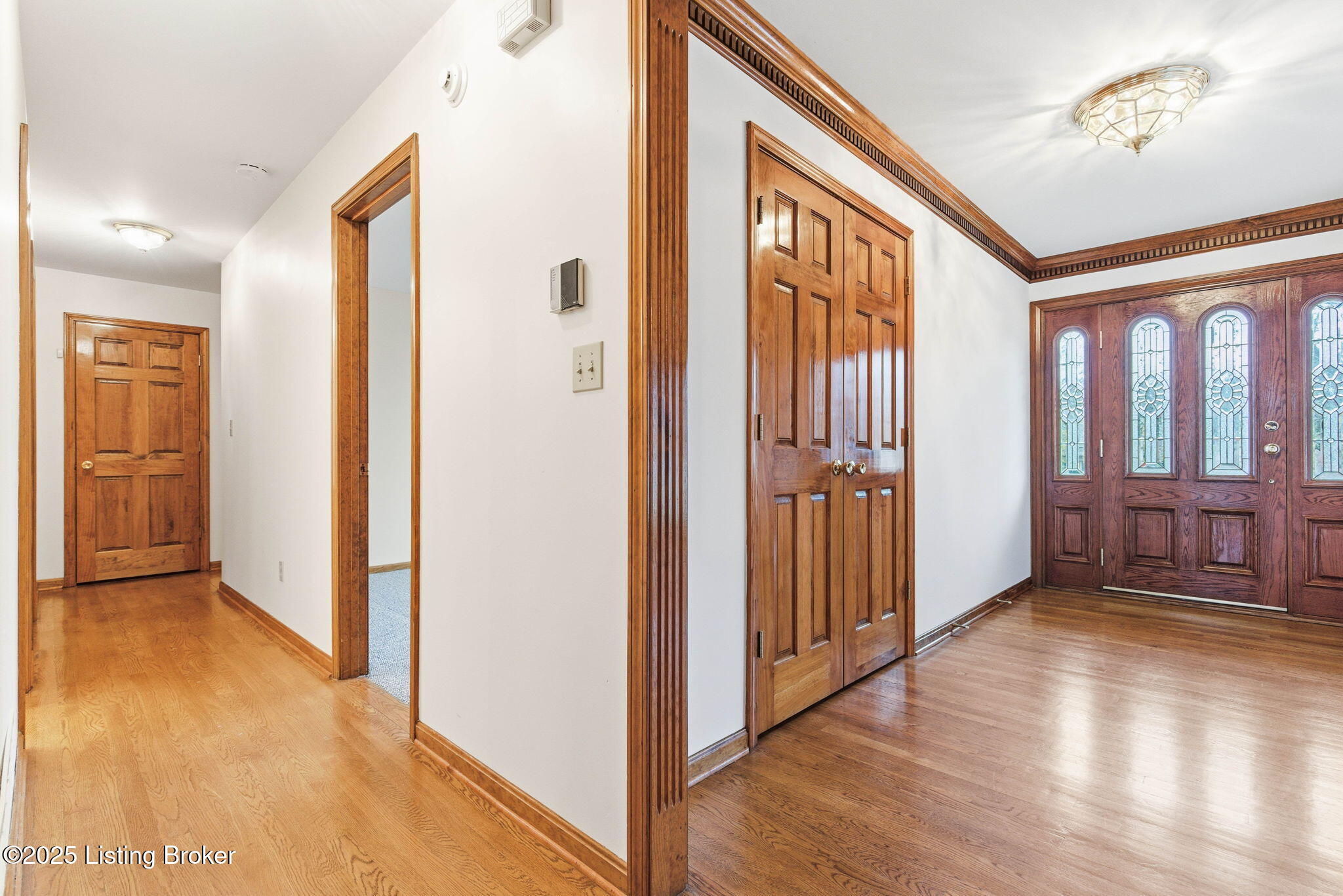 Prospect, Kentucky, 40059, United States, 3 Bedrooms Bedrooms, ,3 BathroomsBathrooms,Residential,For Sale,1996132