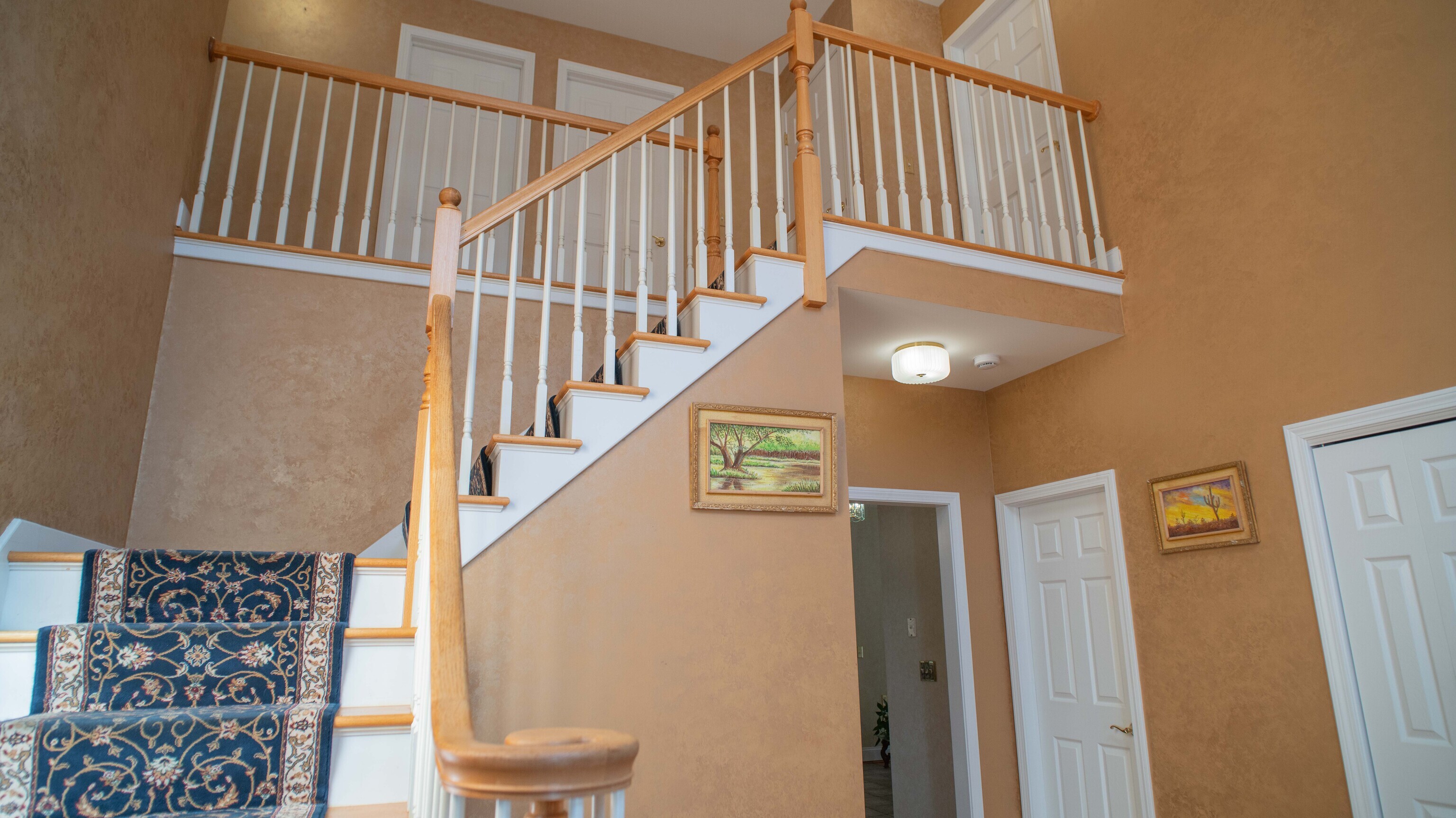 Tolland, Connecticut, 06084, United States, 4 Bedrooms Bedrooms, ,3 BathroomsBathrooms,Residential,For Sale,1989613