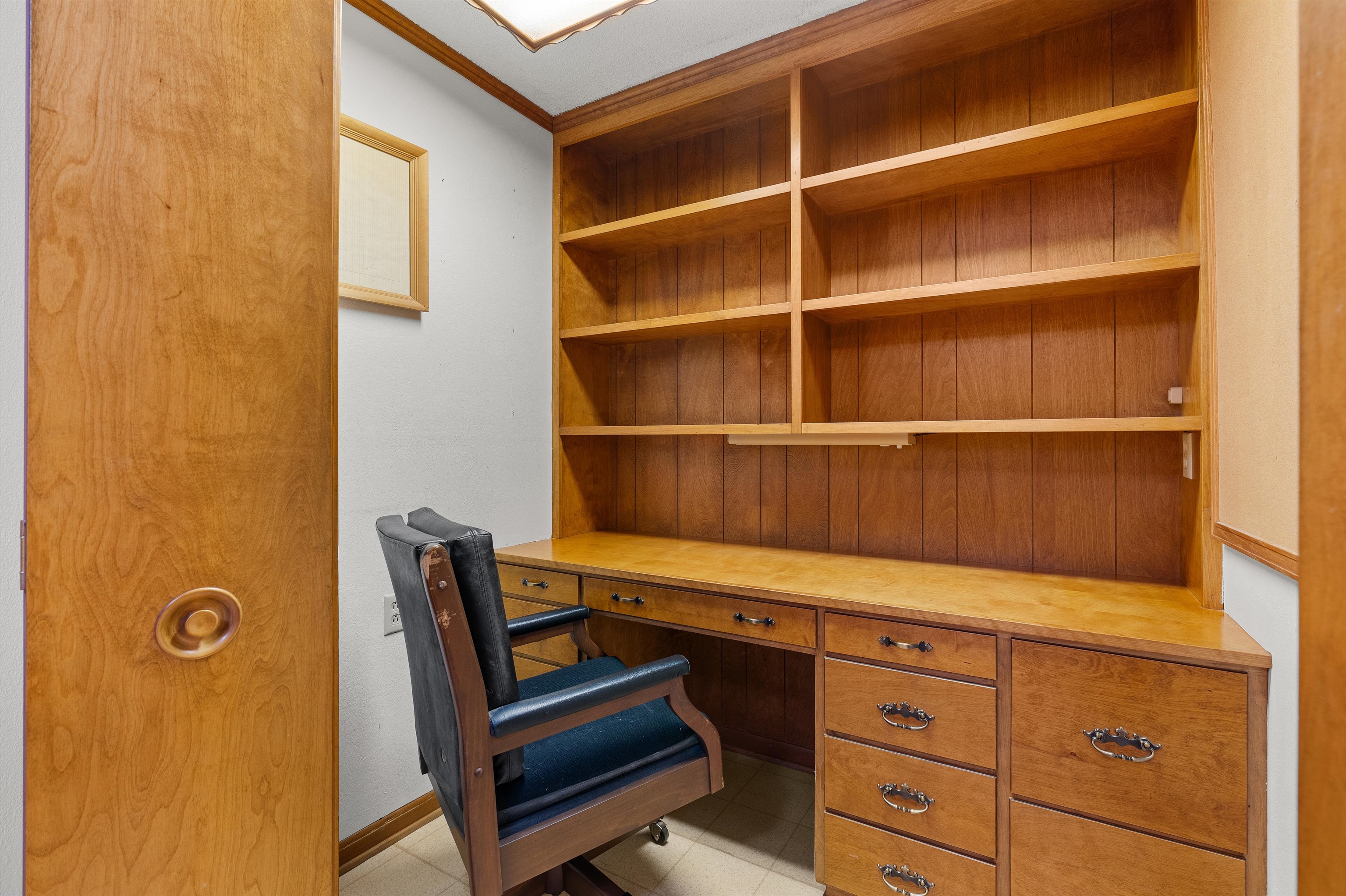 Henderson, Texas, 75654, United States, 3 Bedrooms Bedrooms, ,2 BathroomsBathrooms,Residential,For Sale,1983908