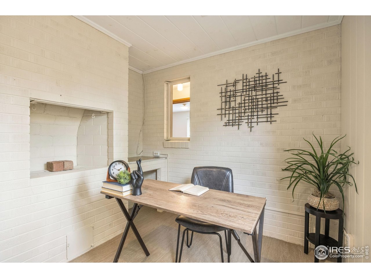 Fort Collins, Colorado, 80524, United States, 4 Bedrooms Bedrooms, ,1 BathroomBathrooms,Residential,For Sale,2003210