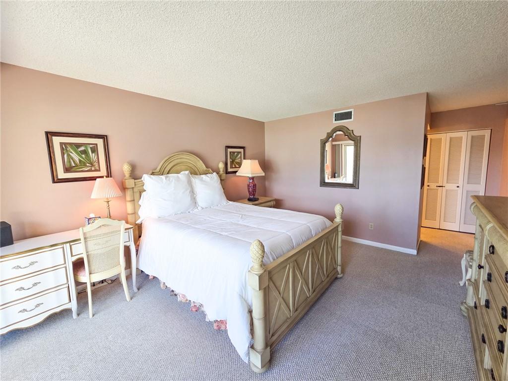 Vero Beach, Florida, 32963, United States, 2 Bedrooms Bedrooms, ,2 BathroomsBathrooms,Residential,For Sale,1977499