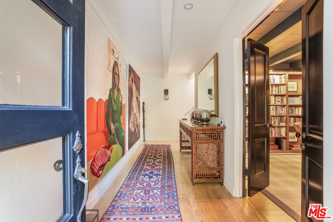 West Hollywood, California, 90048, United States, 3 Bedrooms Bedrooms, ,1 BathroomBathrooms,Residential,For Sale,1828298