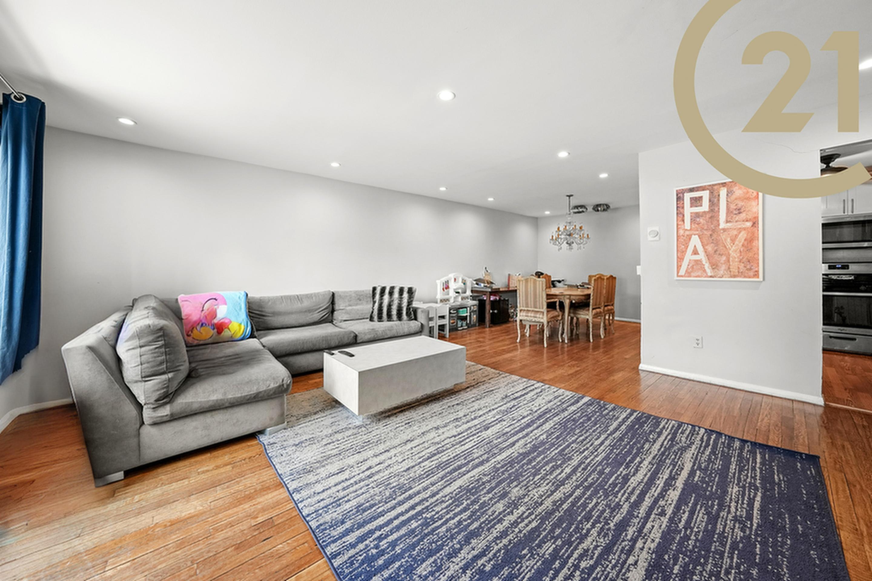 Brooklyn, New York, 11230, United States, 8 Bedrooms Bedrooms, ,6 BathroomsBathrooms,Residential,For Sale,1982409