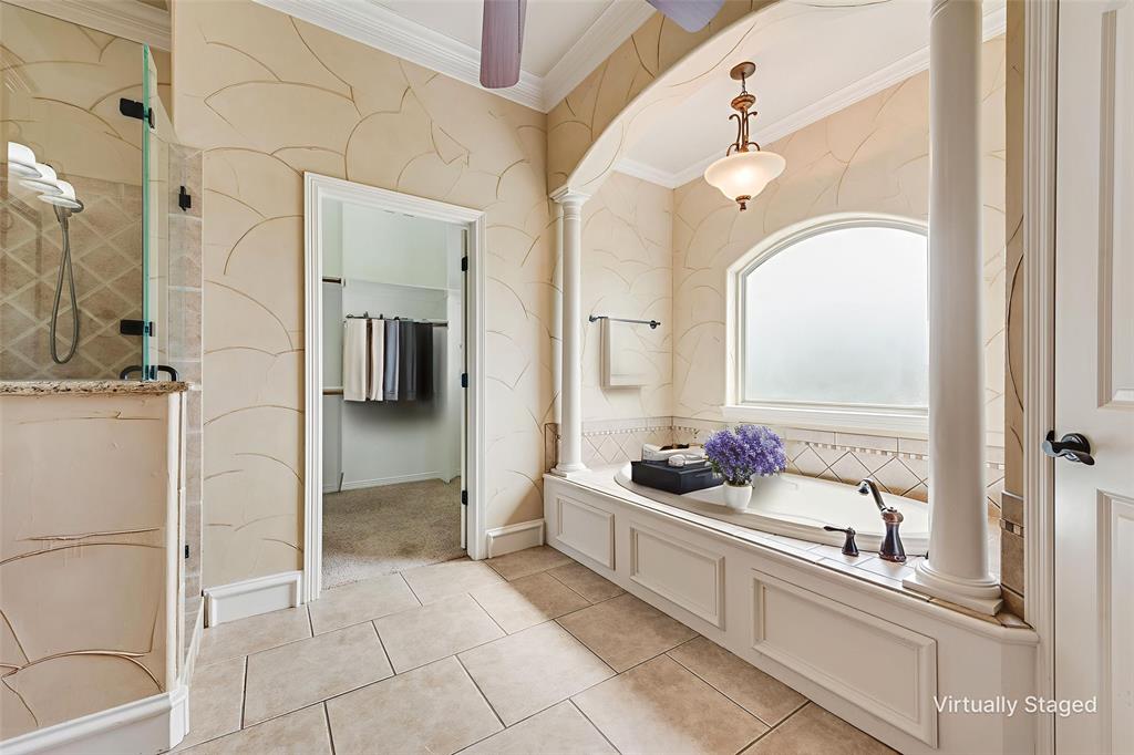 Kaufman, Texas, 75142, United States, 4 Bedrooms Bedrooms, ,3 BathroomsBathrooms,Residential,For Sale,1892913