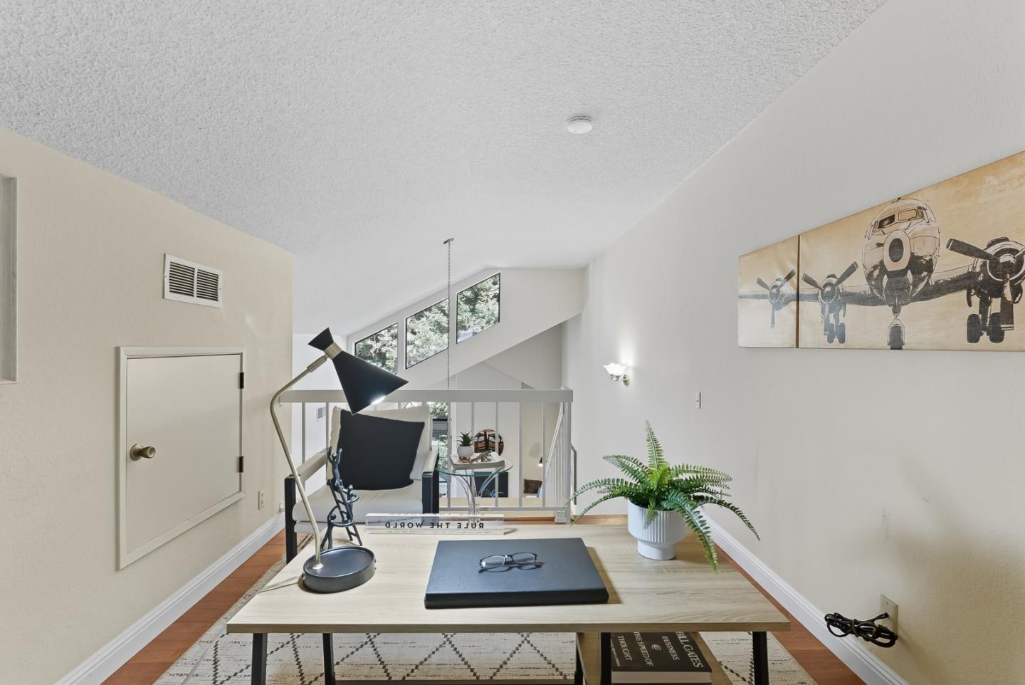 San Jose, California, 95121, United States, 2 Bedrooms Bedrooms, ,2 BathroomsBathrooms,Residential,For Sale,1950993
