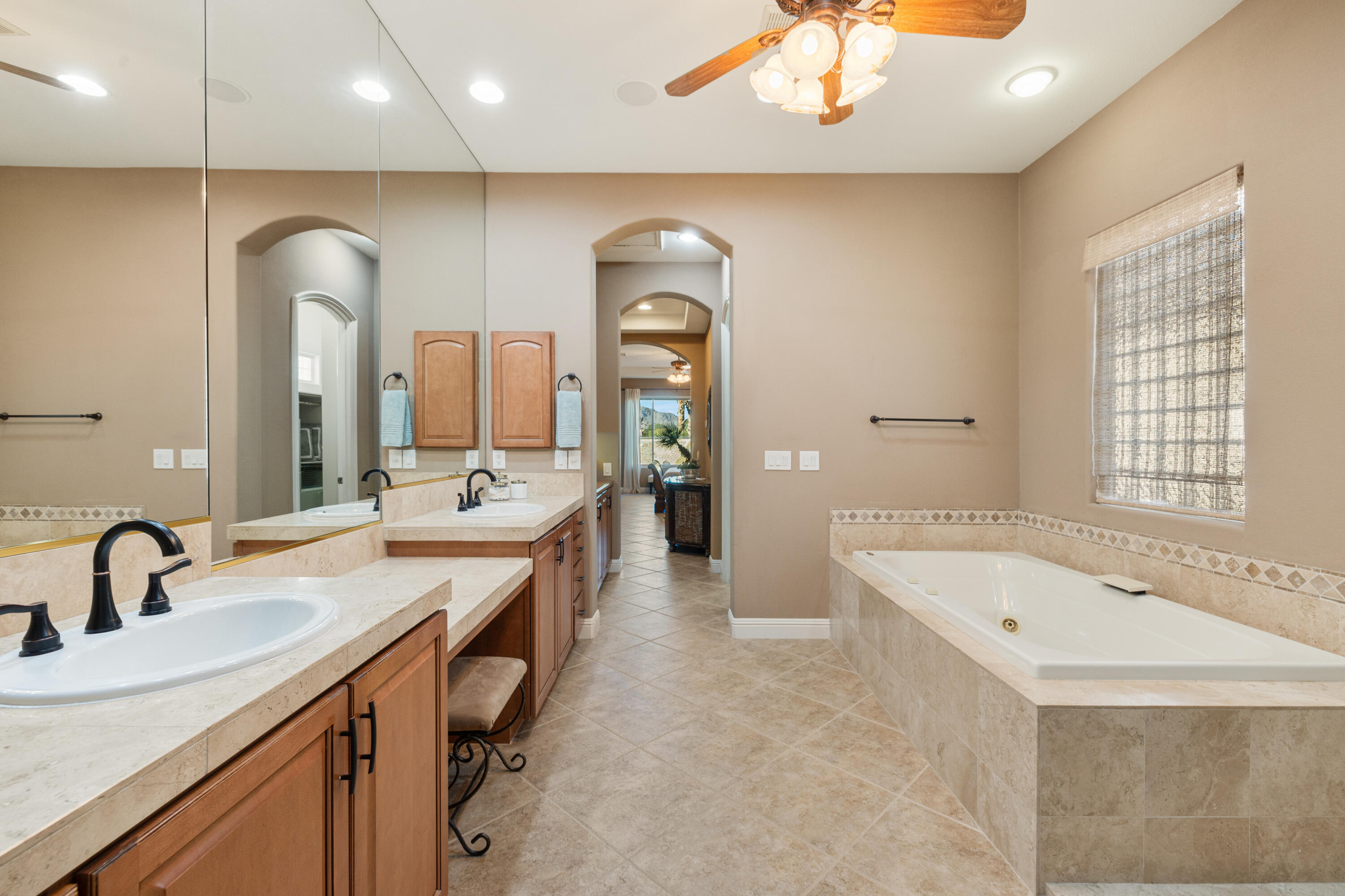 La Quinta, California, 92253, United States, 3 Bedrooms Bedrooms, ,4 BathroomsBathrooms,Residential,For Sale,2002197