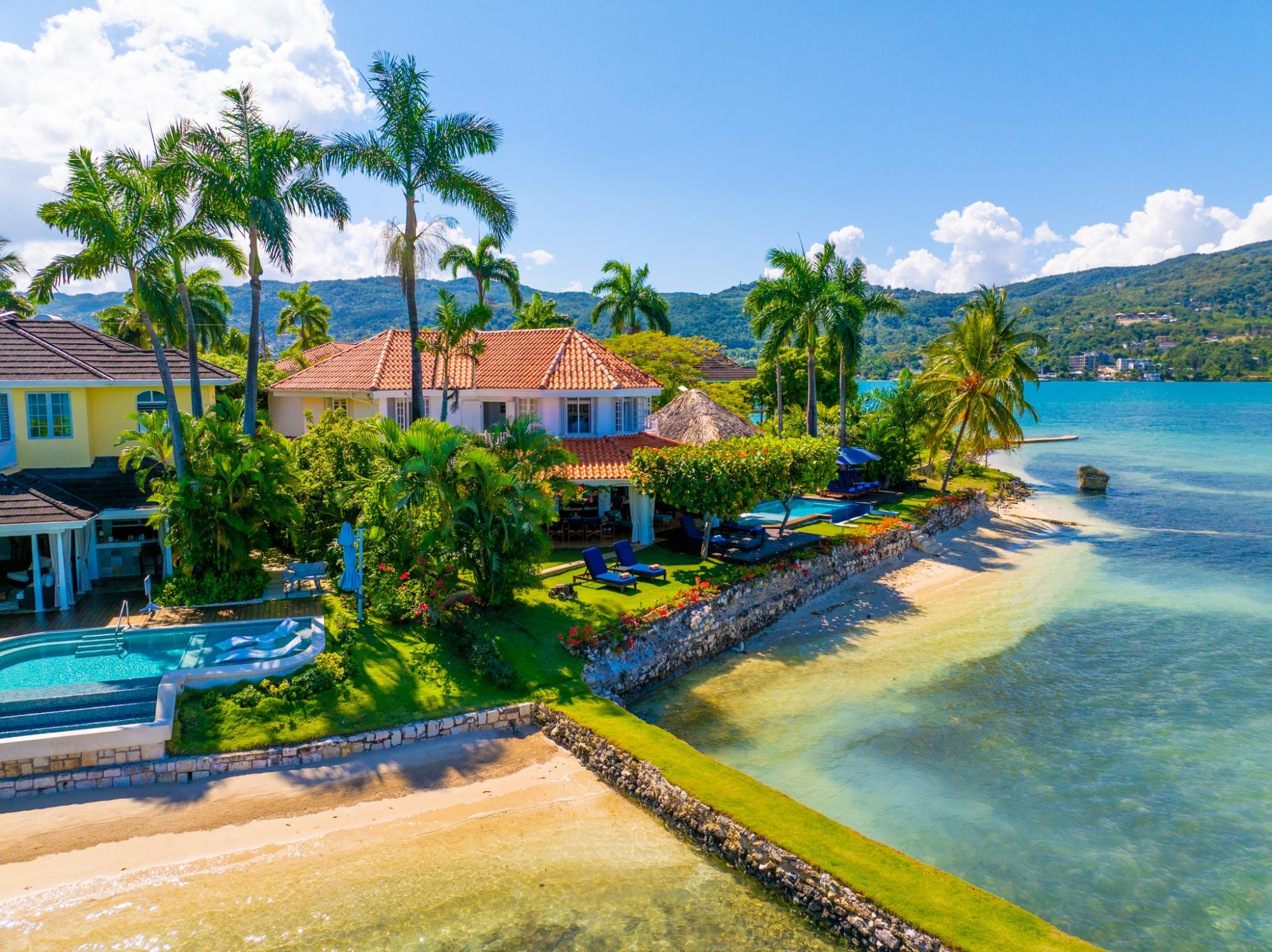 St. James, JM, 4 Bedrooms Bedrooms, ,5 BathroomsBathrooms,Residential,For Sale,1838477