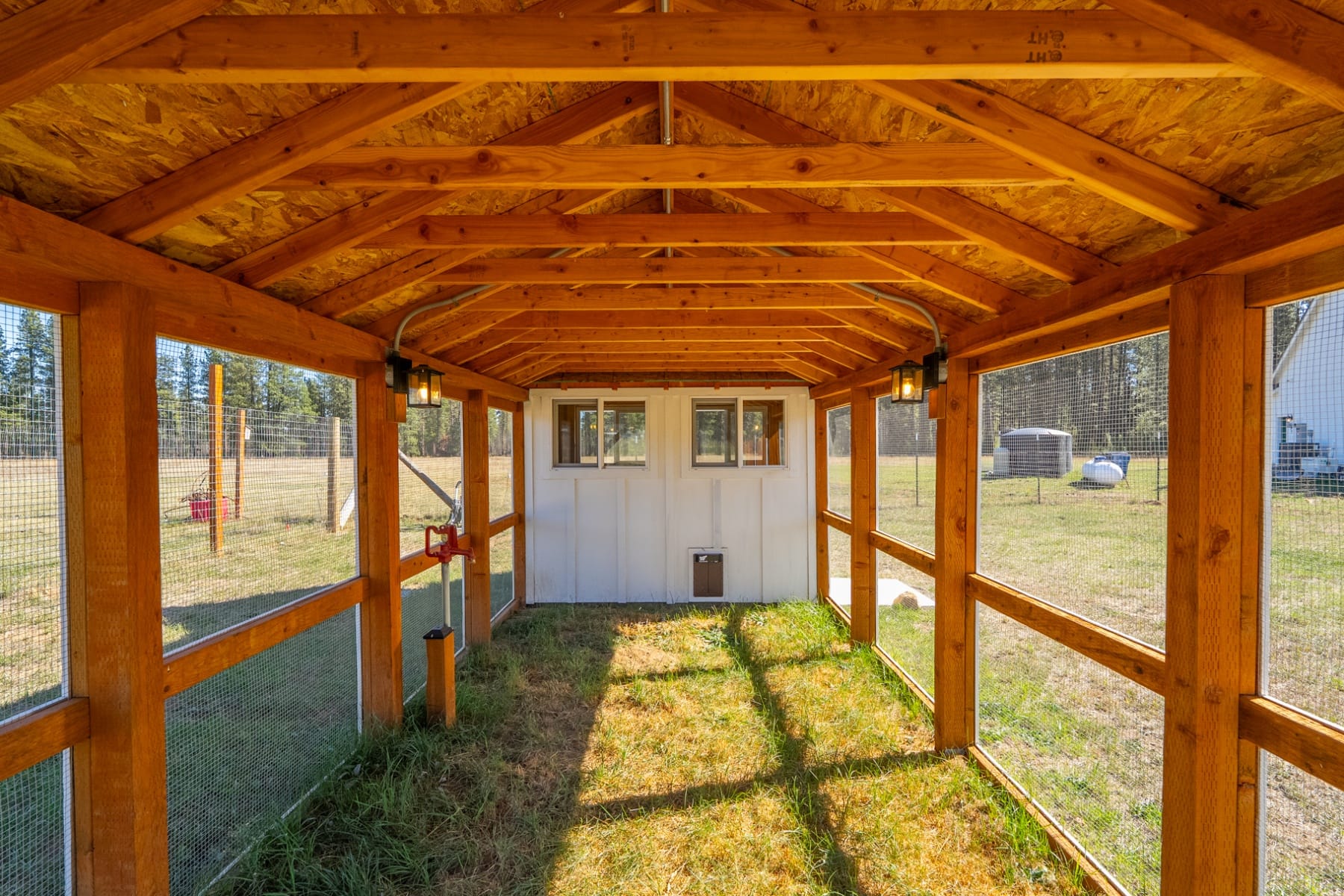  24 BACON CREEK RD Glenwood, WA 98619 - 物件實景