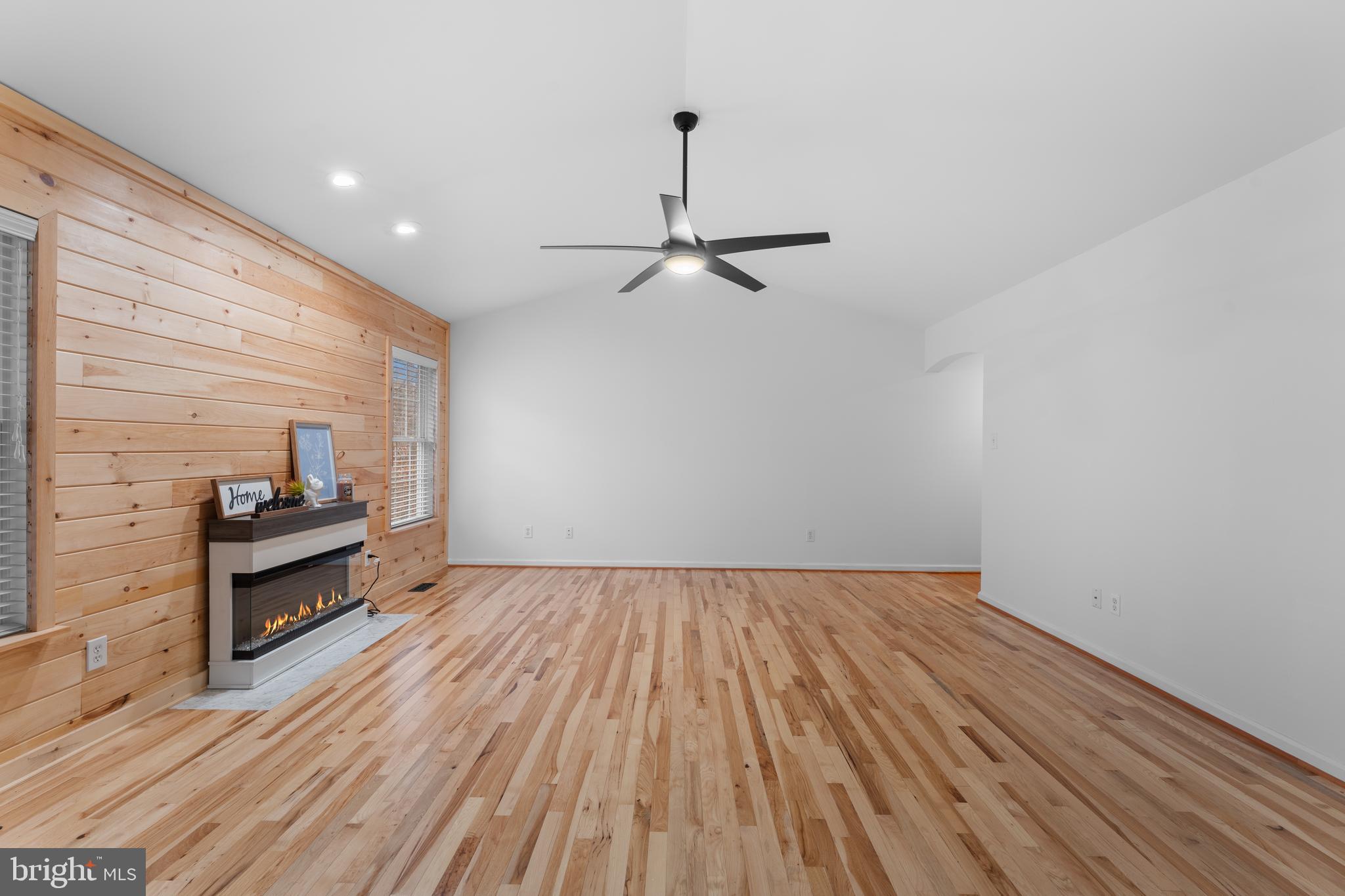 Locust Dale, Virginia, 22948, United States, 3 Bedrooms Bedrooms, ,4 BathroomsBathrooms,Residential,For Sale,1996627