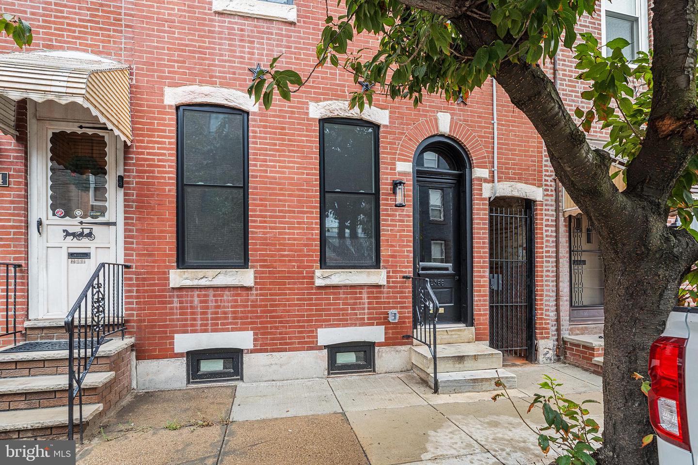 Philadelphia, Pennsylvania, 19125, United States, 3 Bedrooms Bedrooms, ,3 BathroomsBathrooms,Residential,For Sale,1954864