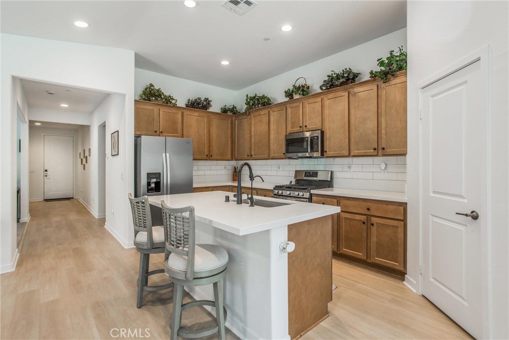 Beaumont, California, 92223, United States, 2 Bedrooms Bedrooms, ,2 BathroomsBathrooms,Residential,For Sale,1870116