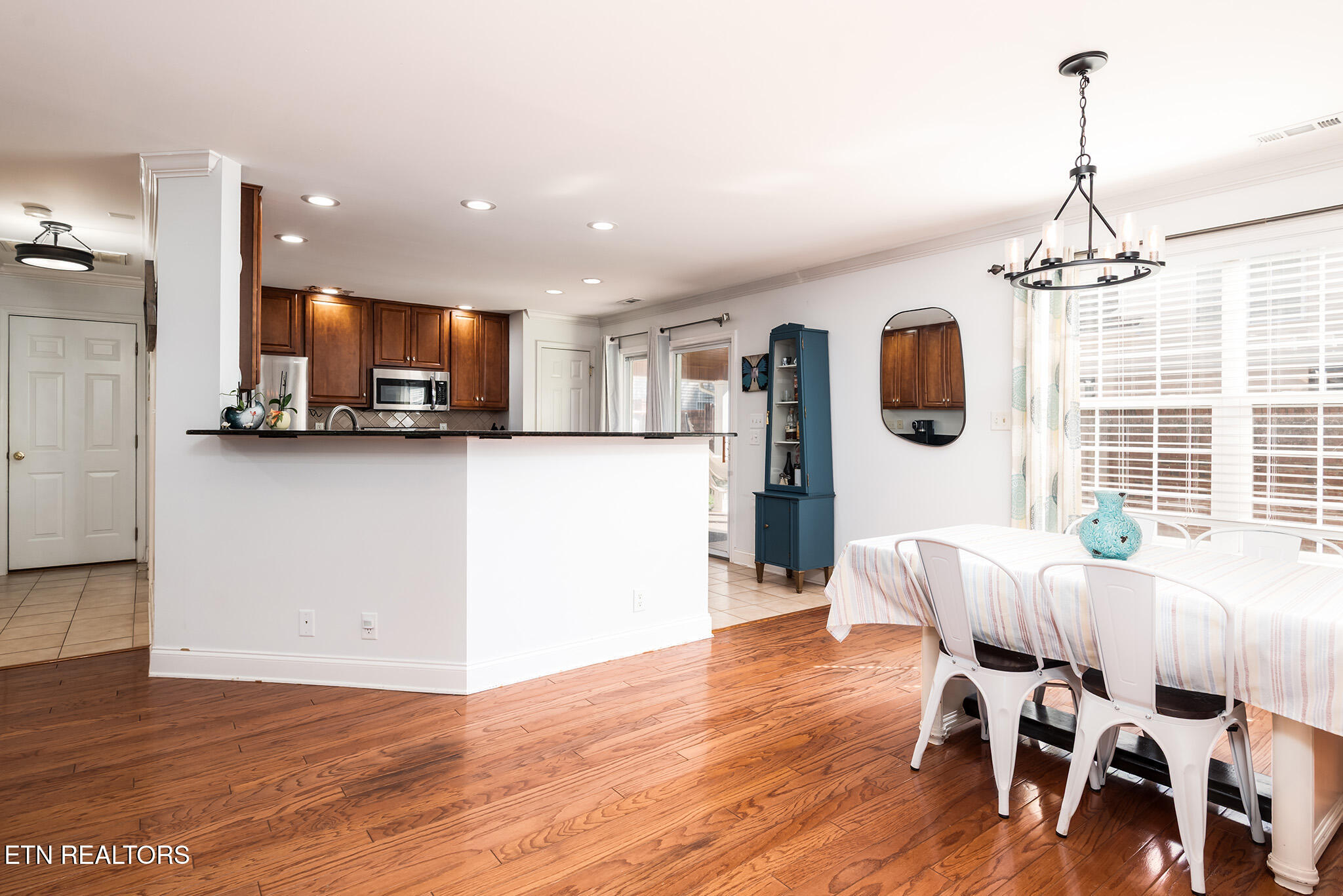 Knoxville, Tennessee, 37919, United States, 3 Bedrooms Bedrooms, ,3 BathroomsBathrooms,Residential,For Sale,1975147