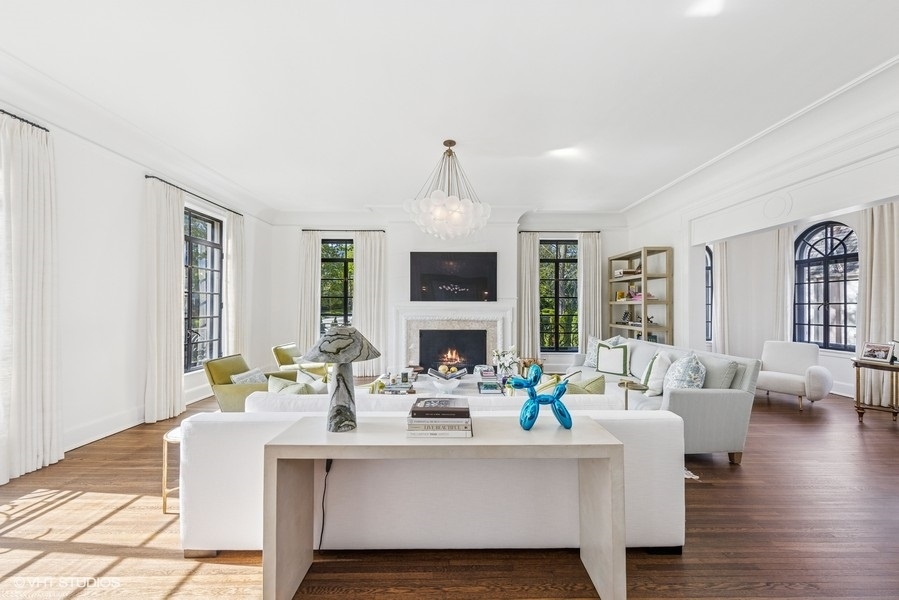 Hinsdale, Illinois, 60521, United States, 6 Bedrooms Bedrooms, ,7 BathroomsBathrooms,Residential,For Sale,1903605