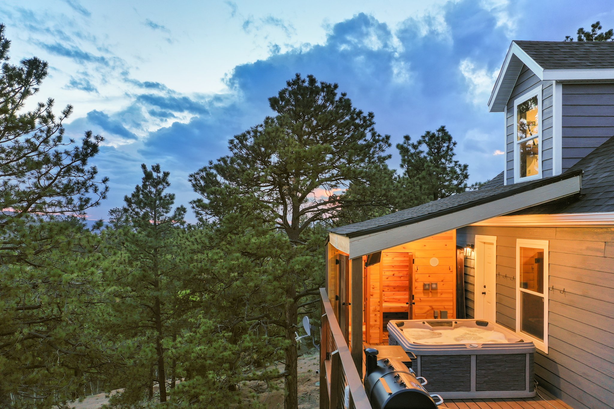 Cripple Creek, Colorado, 80813, United States, 4 Bedrooms Bedrooms, ,3 BathroomsBathrooms,Residential,For Sale,1856963