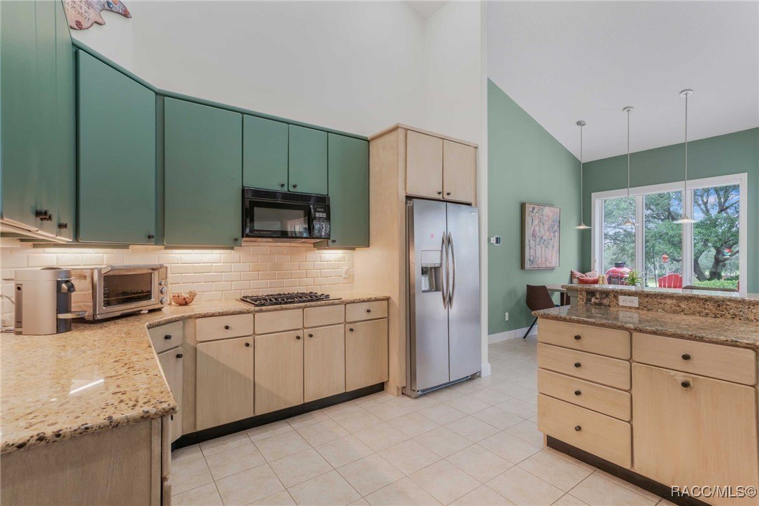 Lecanto, Florida, 34461, United States, 4 Bedrooms Bedrooms, ,3 BathroomsBathrooms,Residential,For Sale,1979266