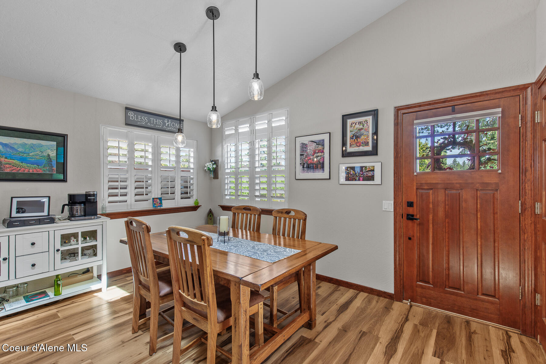 Coeur d'Alene, Idaho, 83814, United States, 3 Bedrooms Bedrooms, ,2 BathroomsBathrooms,Residential,For Sale,1895334