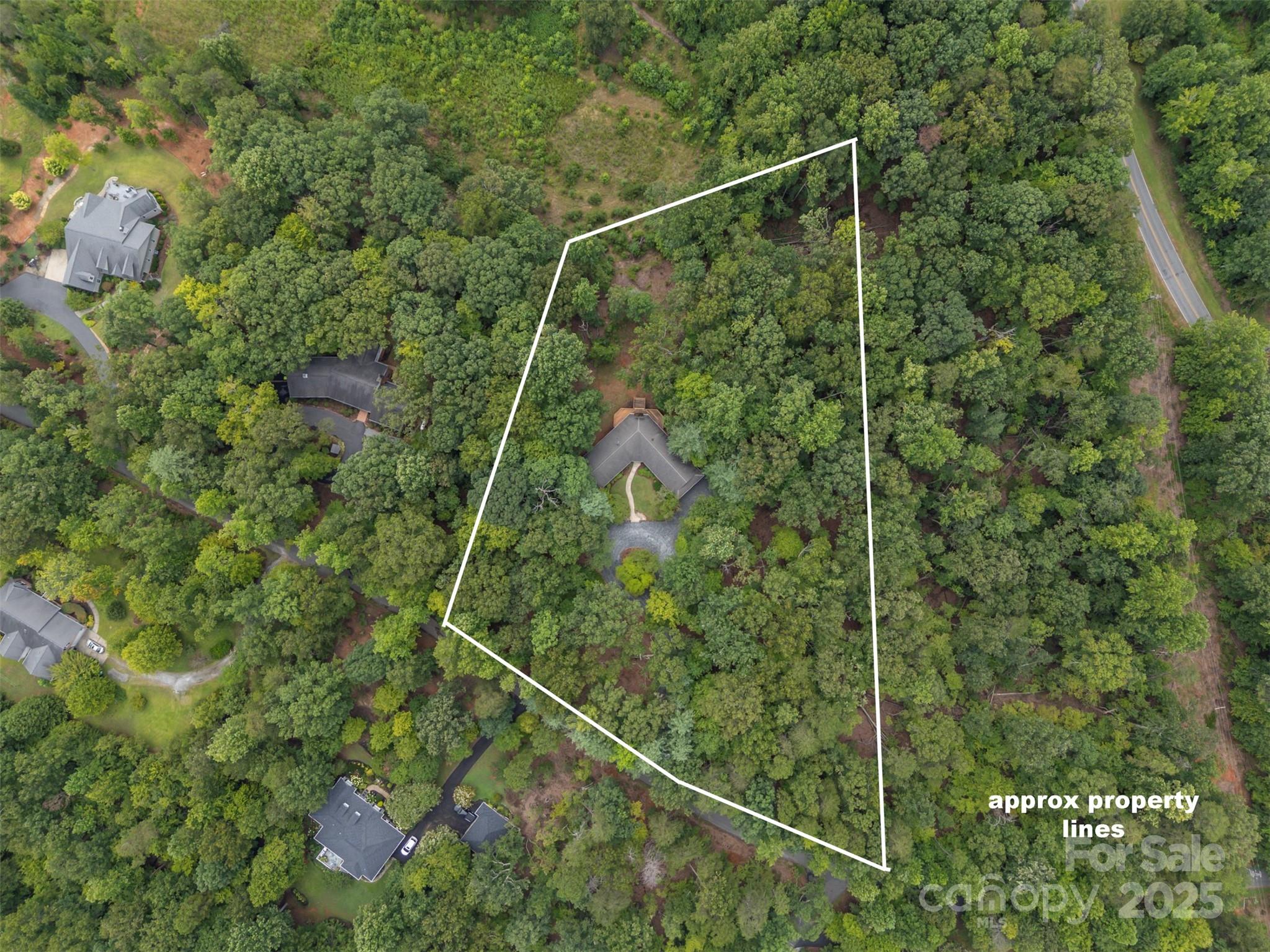 Tryon, North Carolina, 28782, United States, 3 Bedrooms Bedrooms, ,3 BathroomsBathrooms,Residential,For Sale,1918152