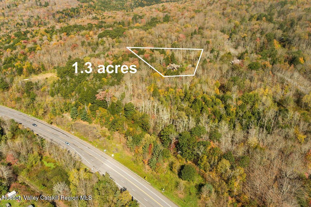 Highmount, New York, 12441, United States, 4 Bedrooms Bedrooms, ,3 BathroomsBathrooms,Residential,For Sale,1918667