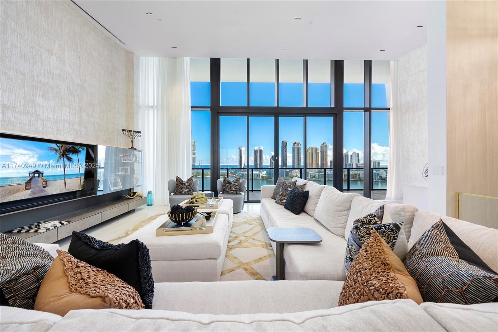 Aventura, Florida, 33160, United States, 6 Bedrooms Bedrooms, ,8 BathroomsBathrooms,Residential,For Sale,1708422