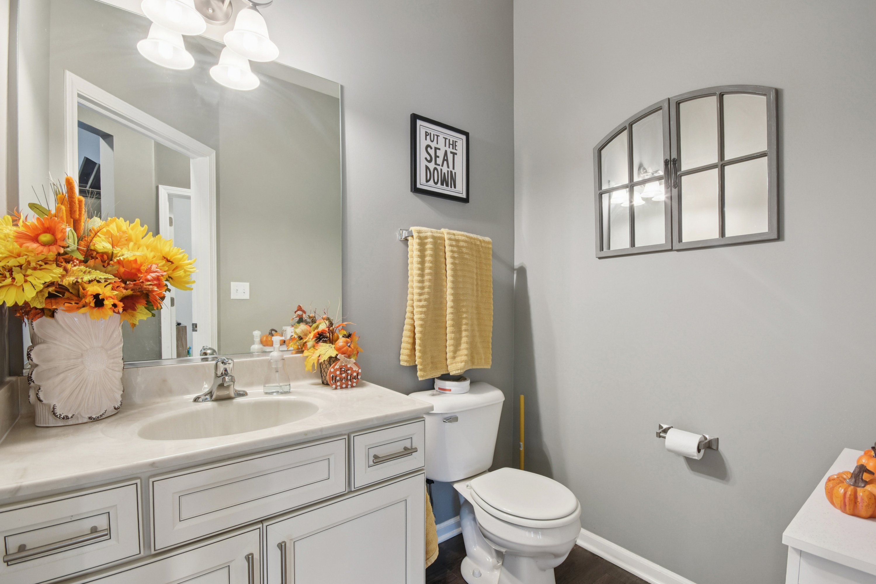 Channahon, Illinois, 60410, United States, 4 Bedrooms Bedrooms, ,3 BathroomsBathrooms,Residential,For Sale,1996655