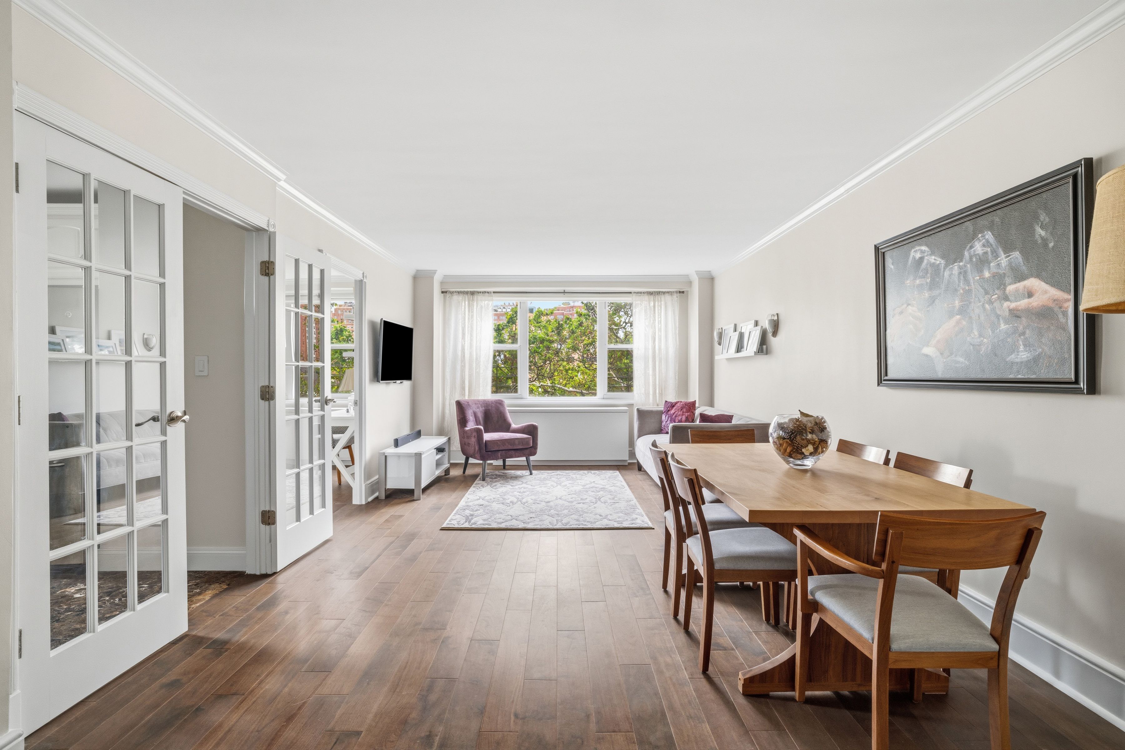  Mint Bright Elegant 2 Bed/1 Bath with W/D - 物件實景