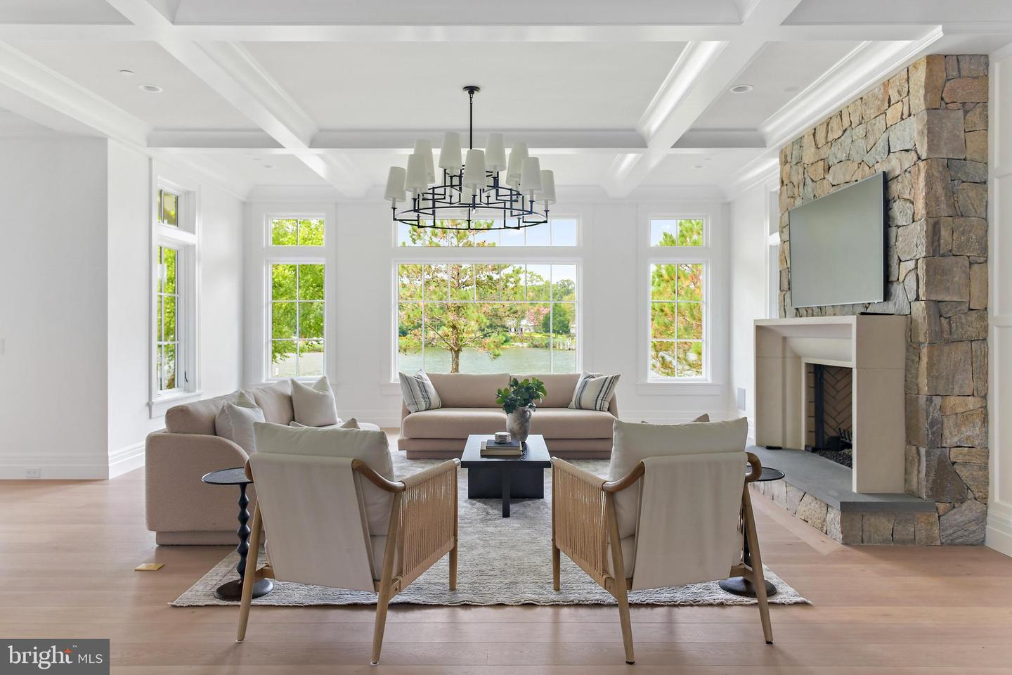 Annapolis, Maryland, 21403, United States, 4 Bedrooms Bedrooms, ,6 BathroomsBathrooms,Residential,For Sale,1940452