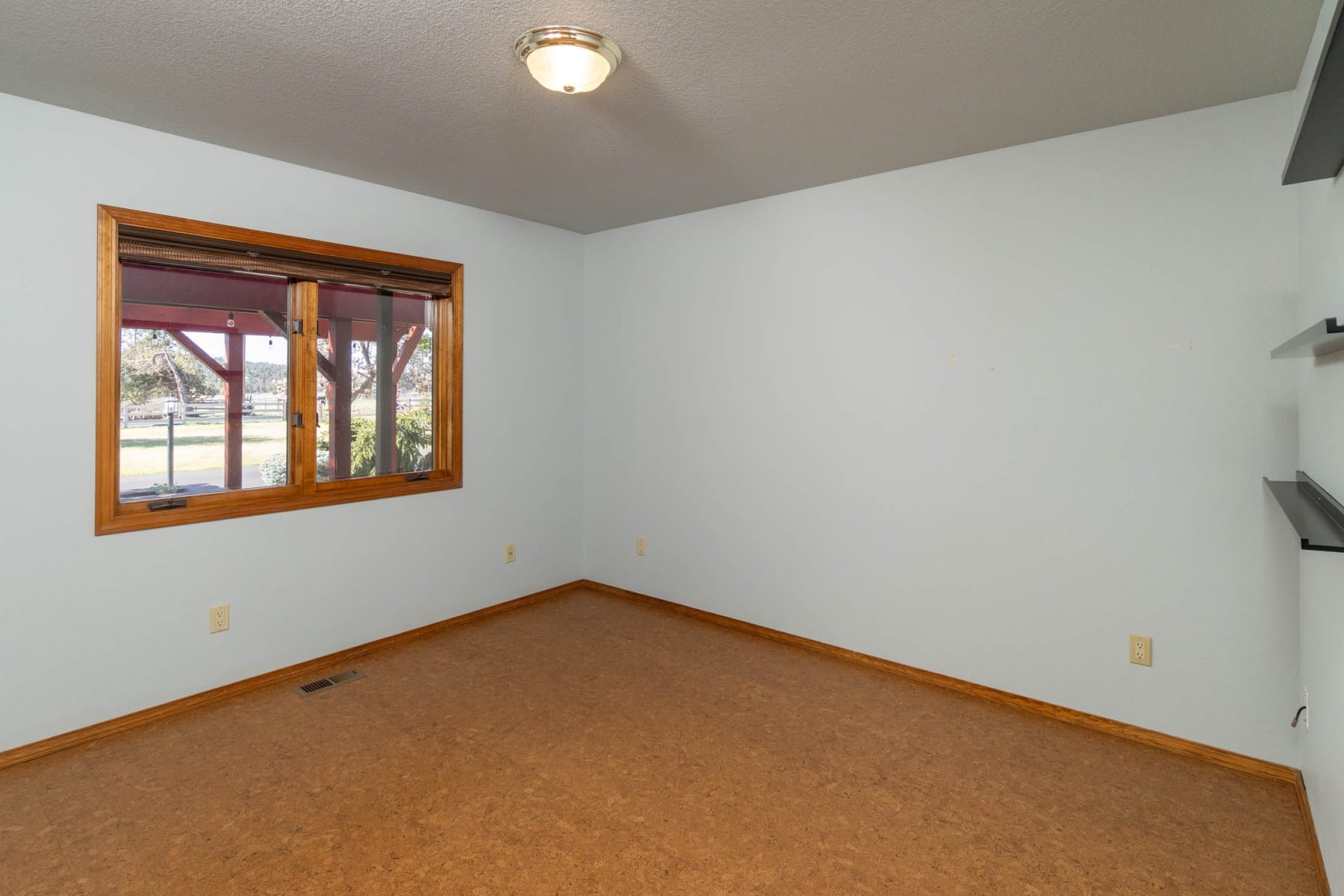  20900 SW Young Avenue Bend, OR 97703 - 物件實景